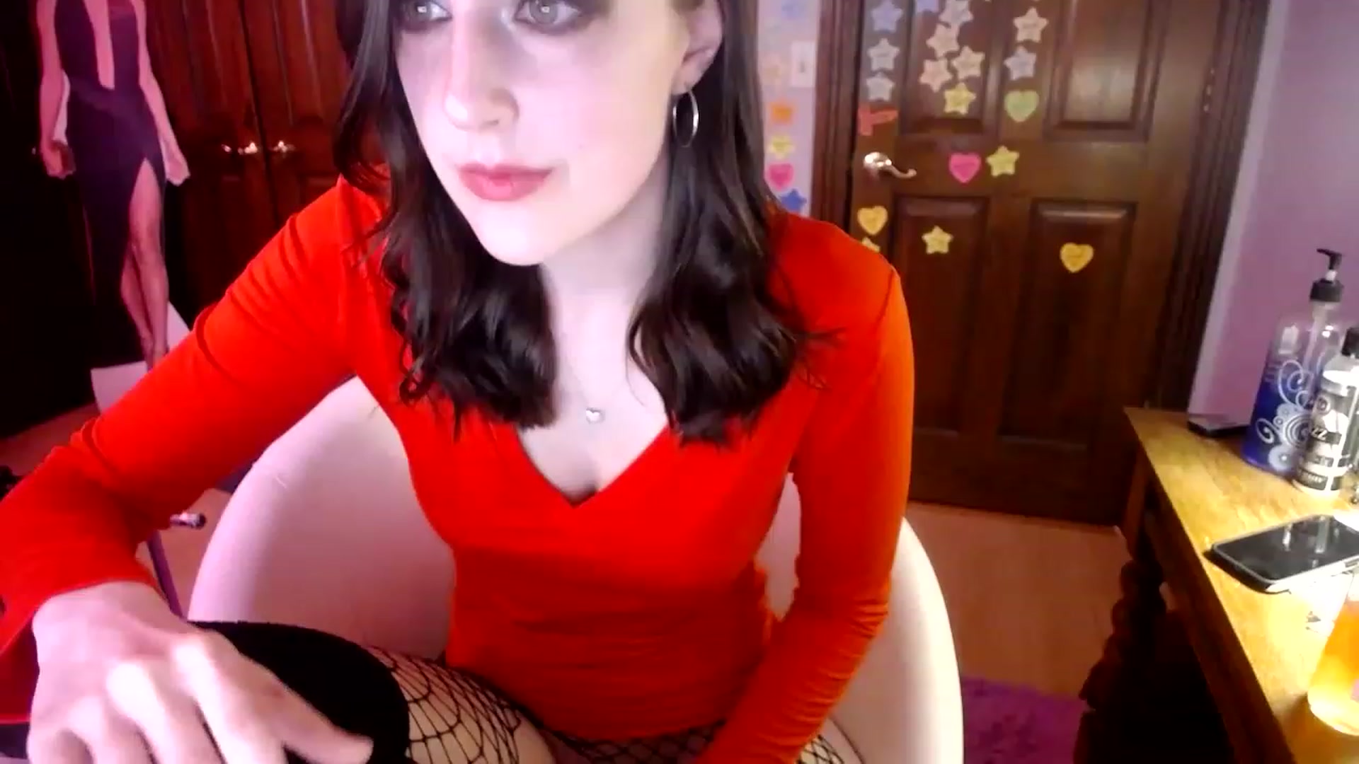 Gallery image thumbnail from Sphenoids's myfreecams stream on, 04/19/2023, 24:12 image 1 of 20