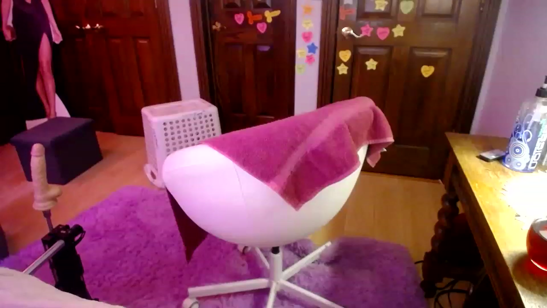 Gallery image thumbnail from Sphenoids's myfreecams stream on, 04/21/2023, 03:43 image 3 of 20