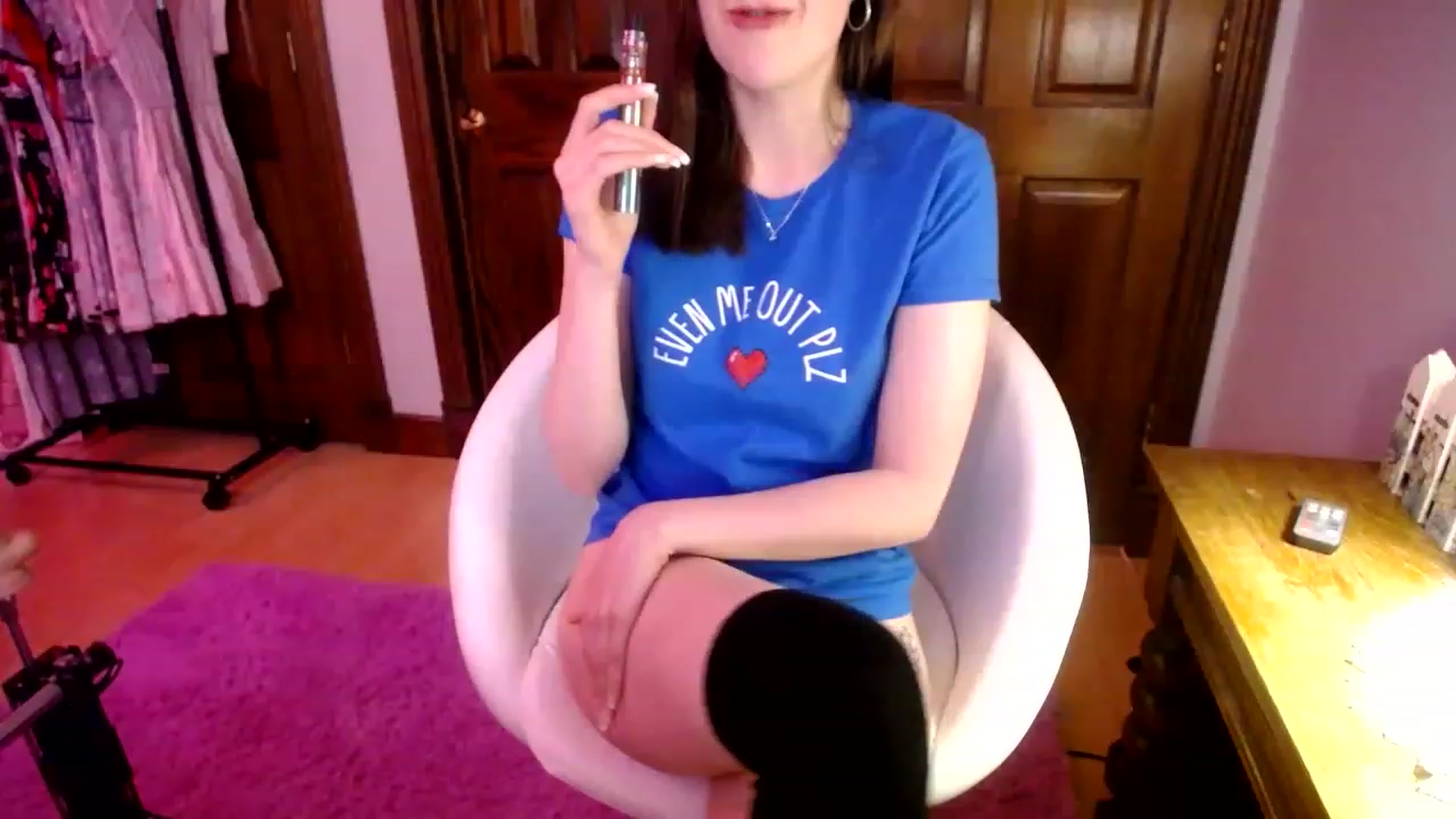 Gallery image thumbnail from Sphenoids's myfreecams stream on, 05/18/2023, 23:57 image 13 of 20