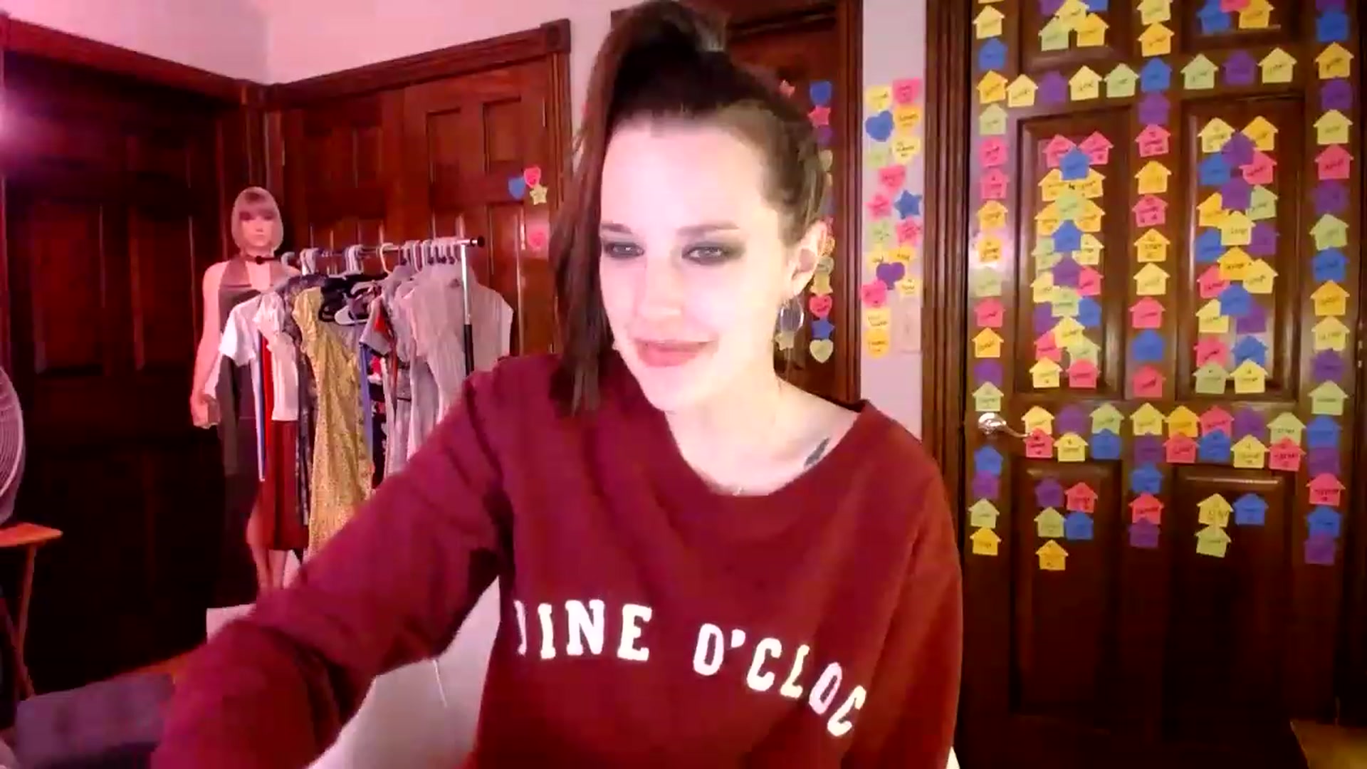 Gallery image thumbnail from Sphenoids's myfreecams stream on, 05/24/2023, 03:28 image 13 of 20