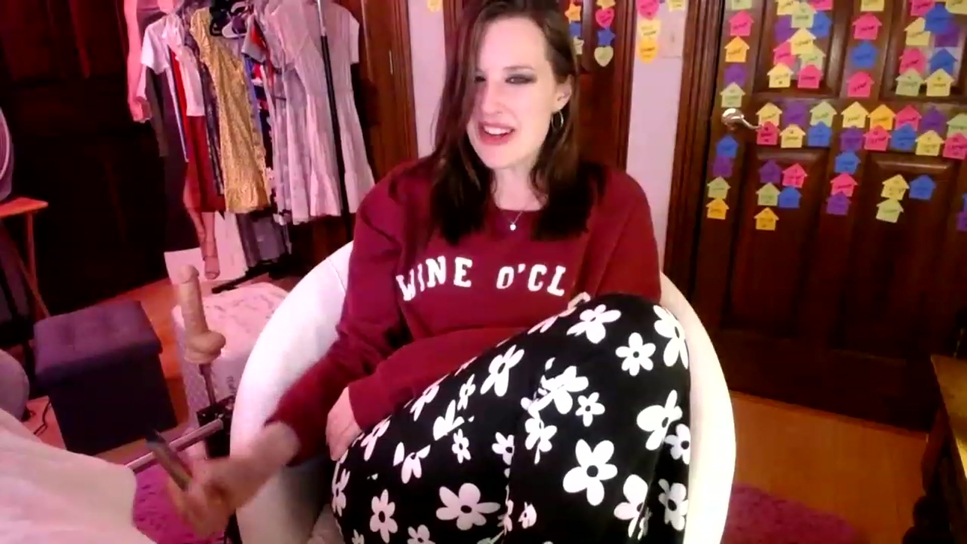 Gallery image thumbnail from Sphenoids's myfreecams stream on, 05/24/2023, 03:28 image 12 of 20