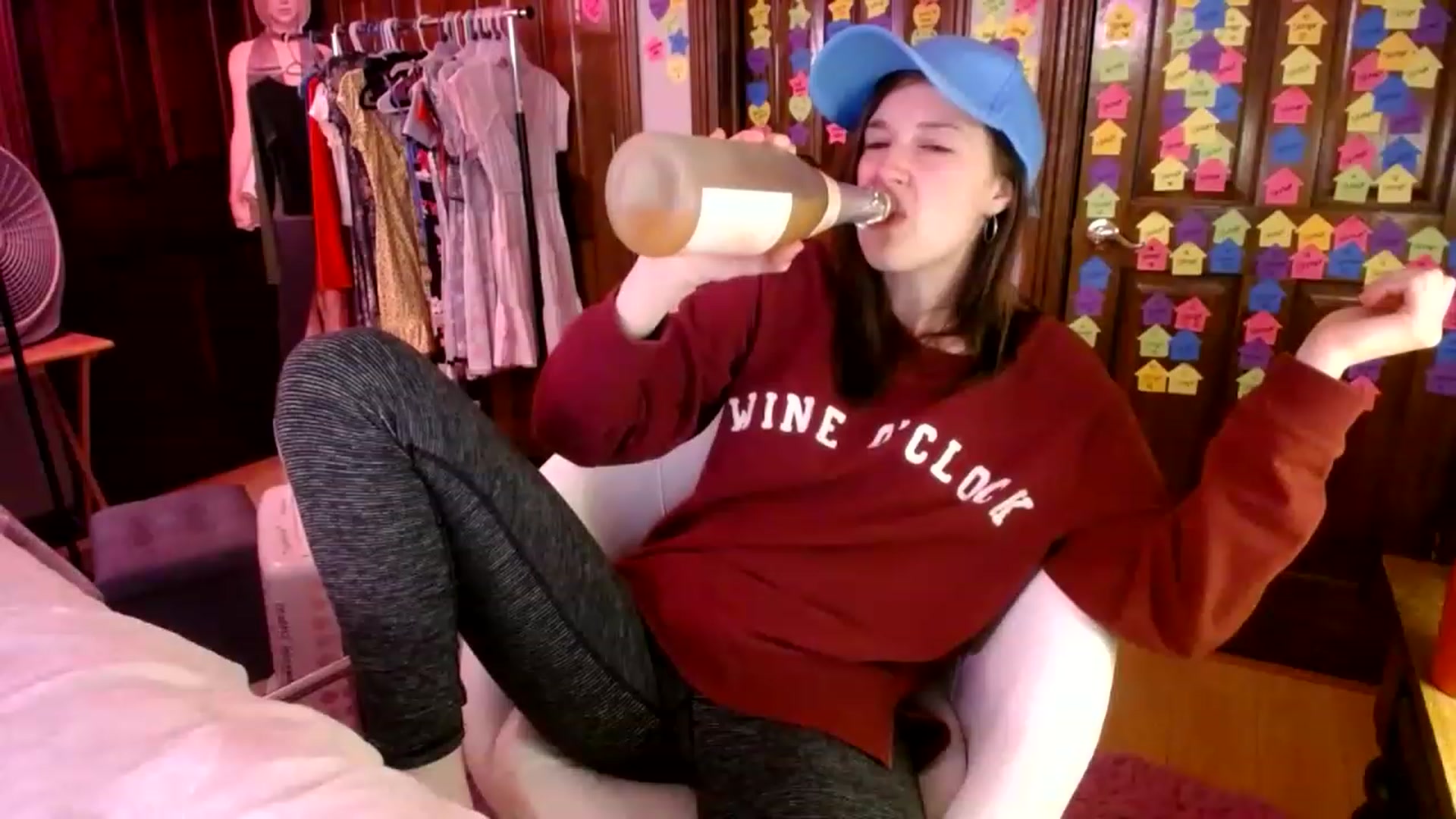 Gallery image thumbnail from Sphenoids's myfreecams stream on, 05/24/2023, 04:29 image 19 of 20