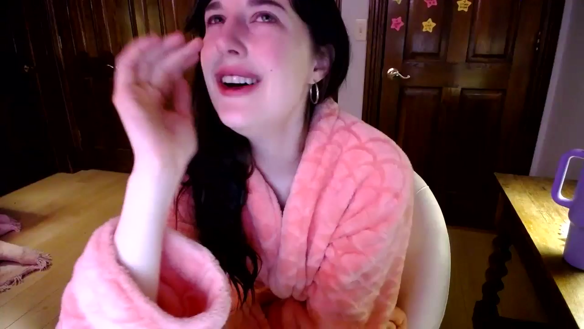 Gallery image thumbnail from Sphenoids's myfreecams stream on, 06/06/2024, 02:56 image 3 of 20