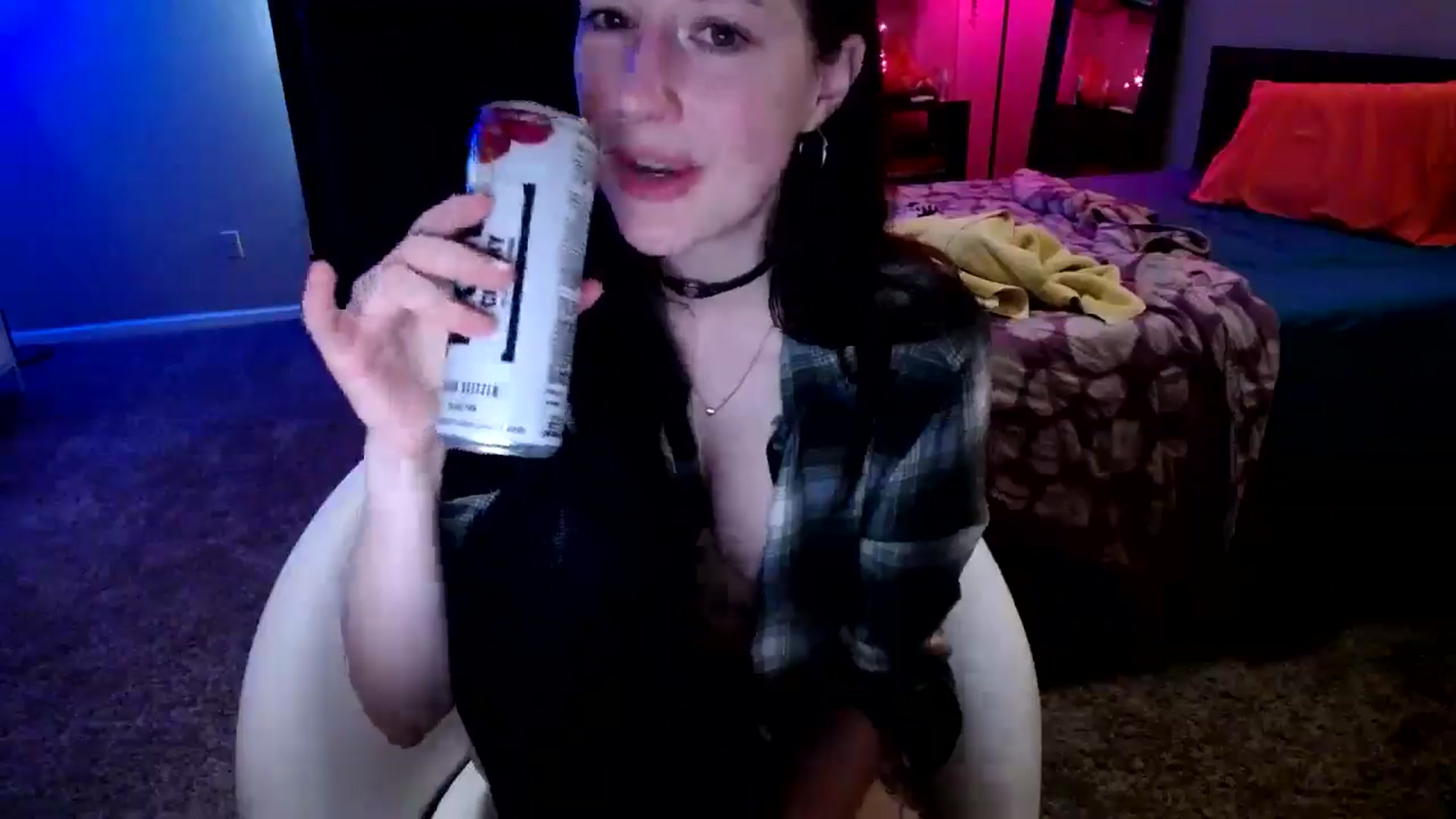 Gallery image thumbnail from Sphenoids's myfreecams stream on, 07/24/2025, 22:15 image 14 of 20