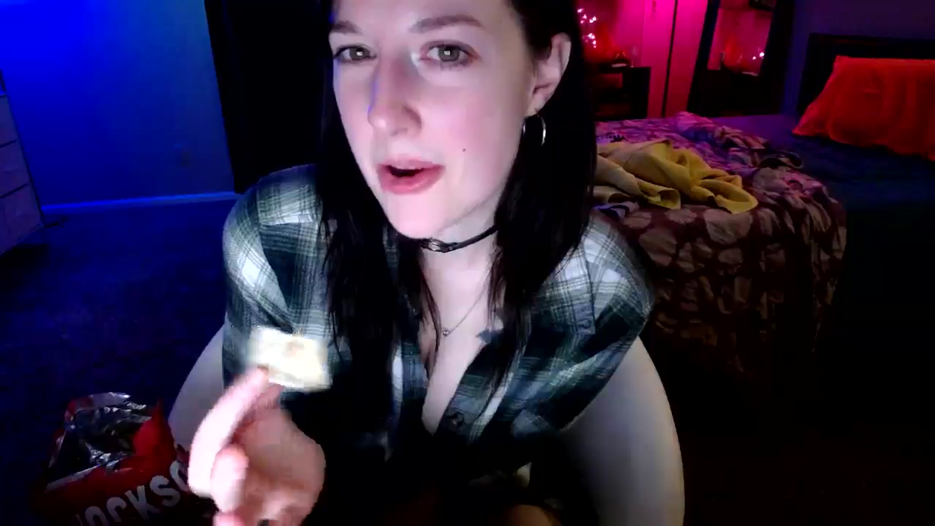 Gallery image thumbnail from Sphenoids's myfreecams stream on, 07/24/2025, 22:15 image 16 of 20