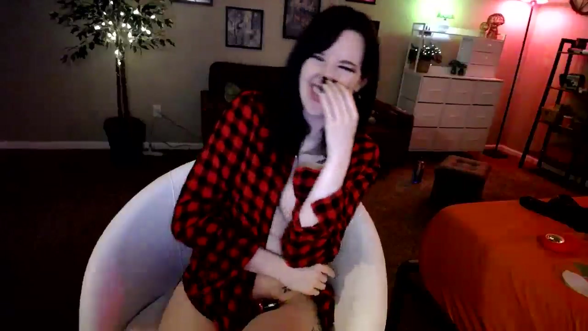 Gallery image thumbnail from Sphenoids's myfreecams stream on, 08/11/2025, 05:07 image 5 of 20