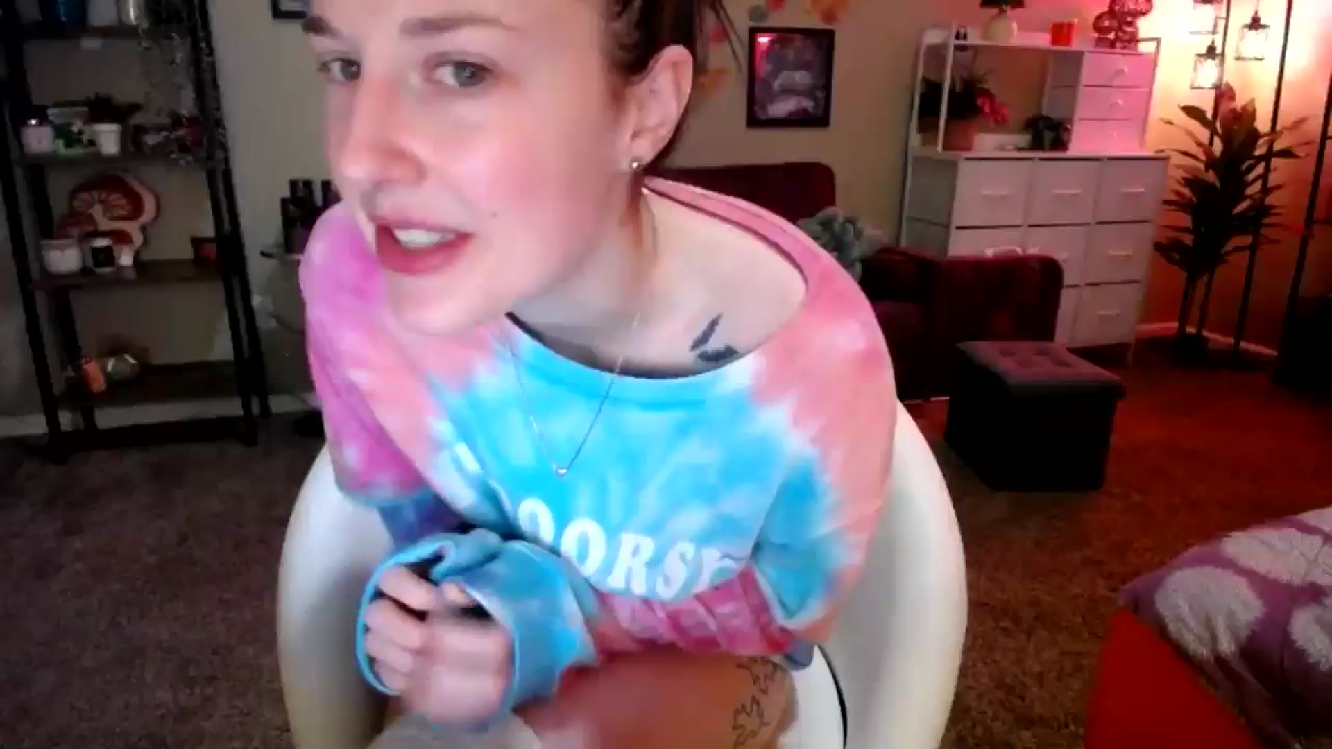 Gallery image thumbnail from Sphenoids's myfreecams stream on, 08/22/2025, 24:01 image 1 of 20