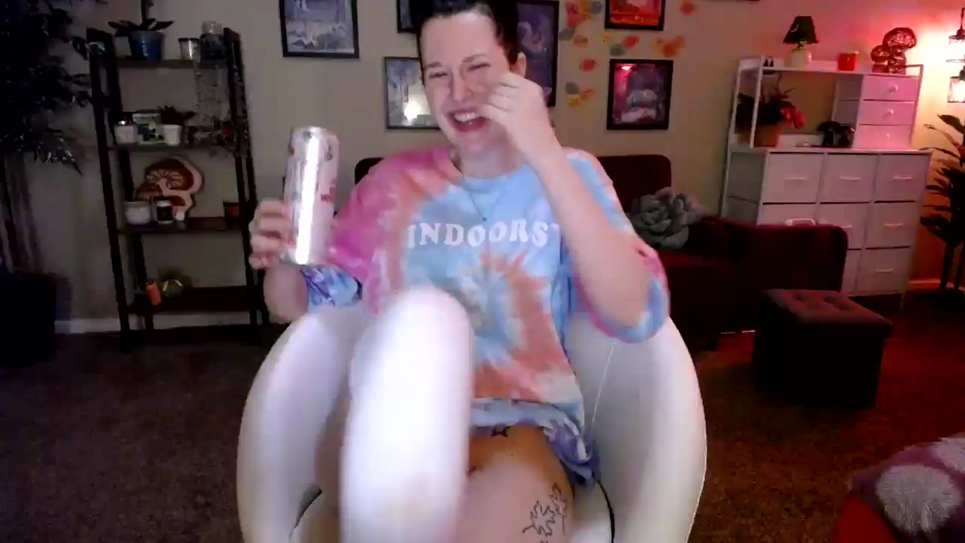 Gallery image thumbnail from Sphenoids's myfreecams stream on, 08/22/2025, 24:01 image 7 of 20