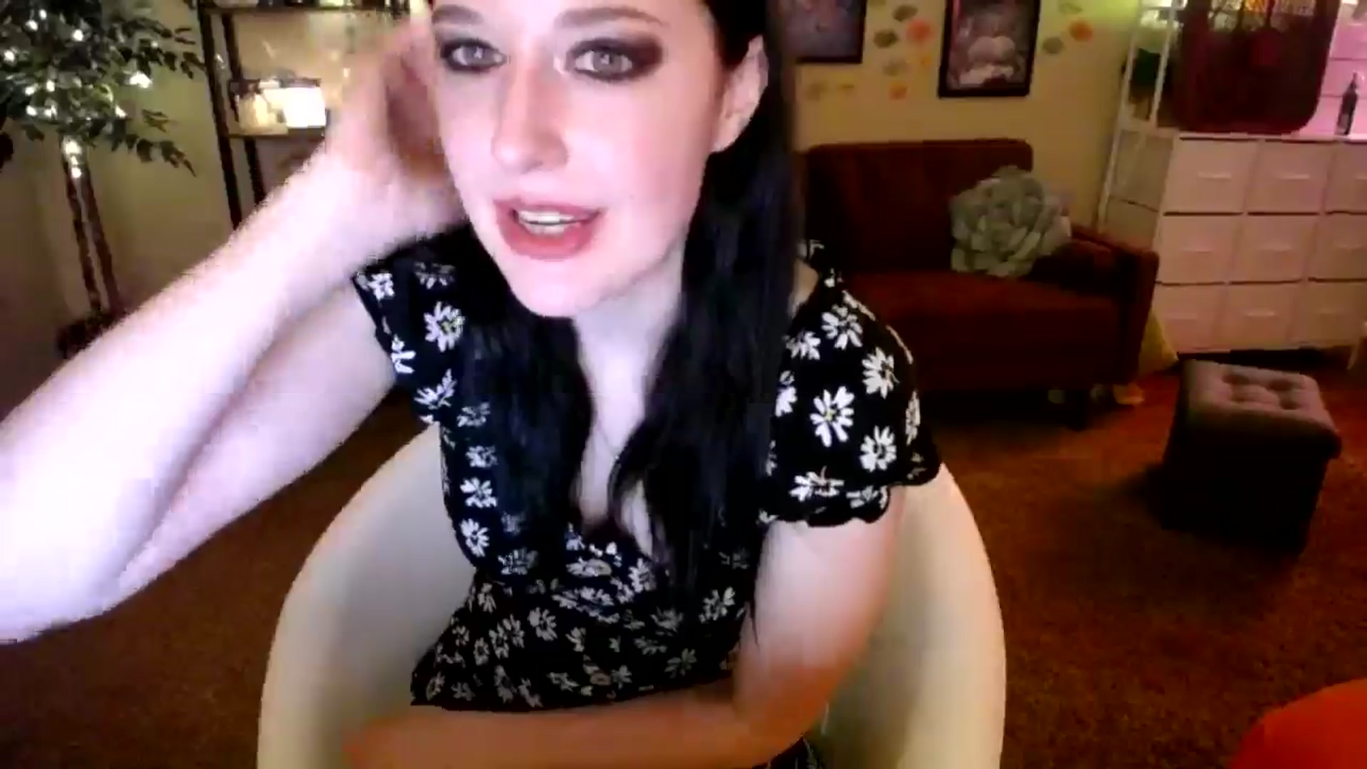 Gallery image thumbnail from Sphenoids's myfreecams stream on, 11/14/2025, 02:31 image 10 of 20