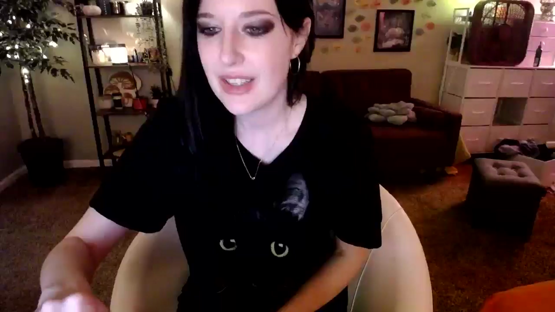 Gallery image thumbnail from Sphenoids's myfreecams stream on, 11/14/2025, 03:52 image 12 of 20