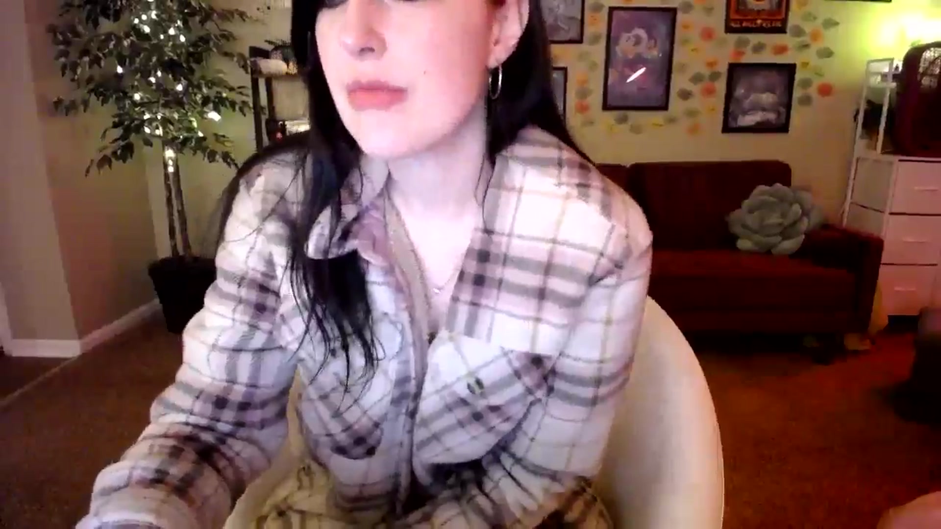 Gallery image thumbnail from Sphenoids's myfreecams stream on, 01/12/2026, 24:45 image 12 of 20