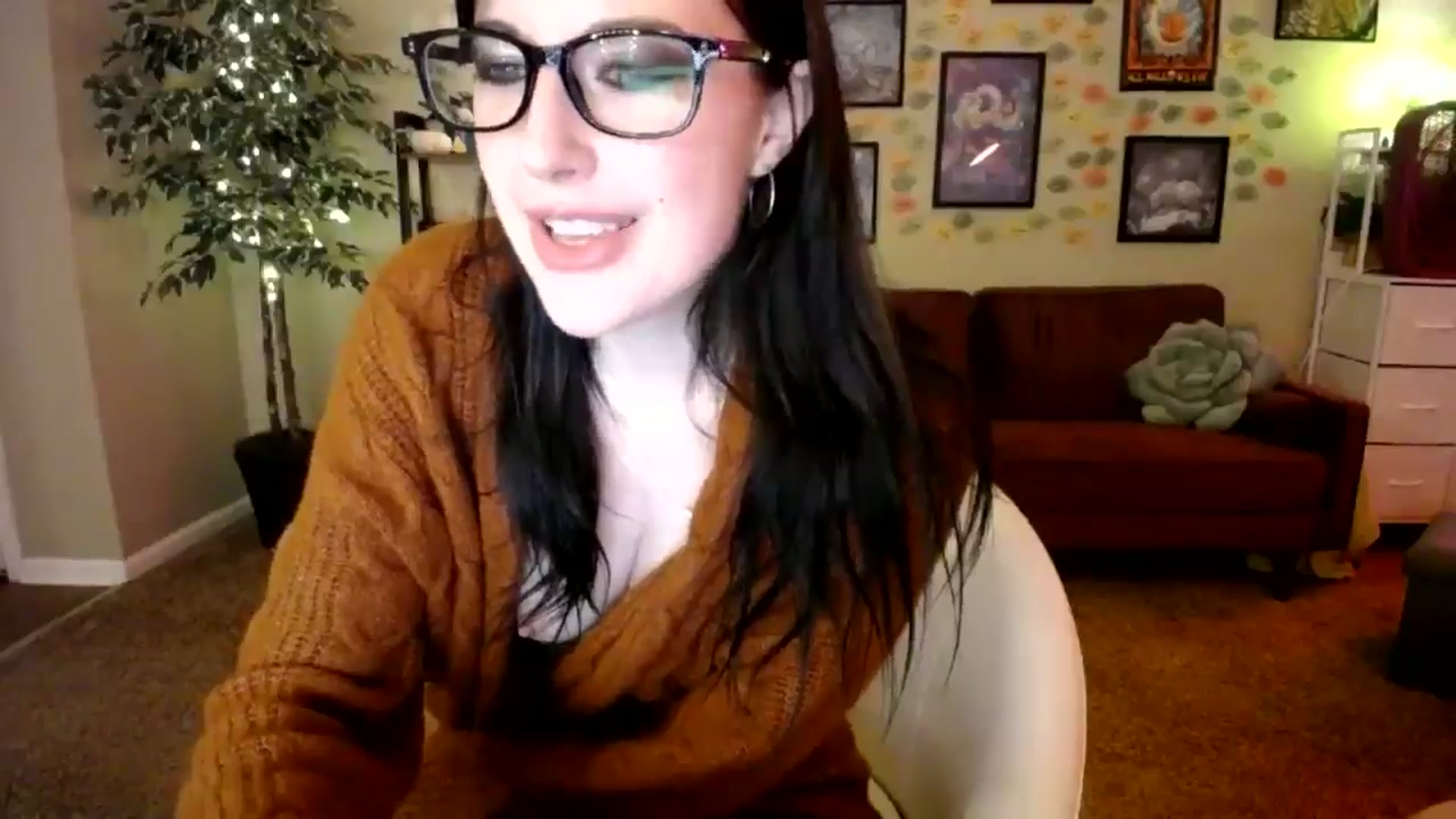 Gallery image thumbnail from Sphenoids's myfreecams stream on, 01/12/2026, 01:30 image 2 of 20