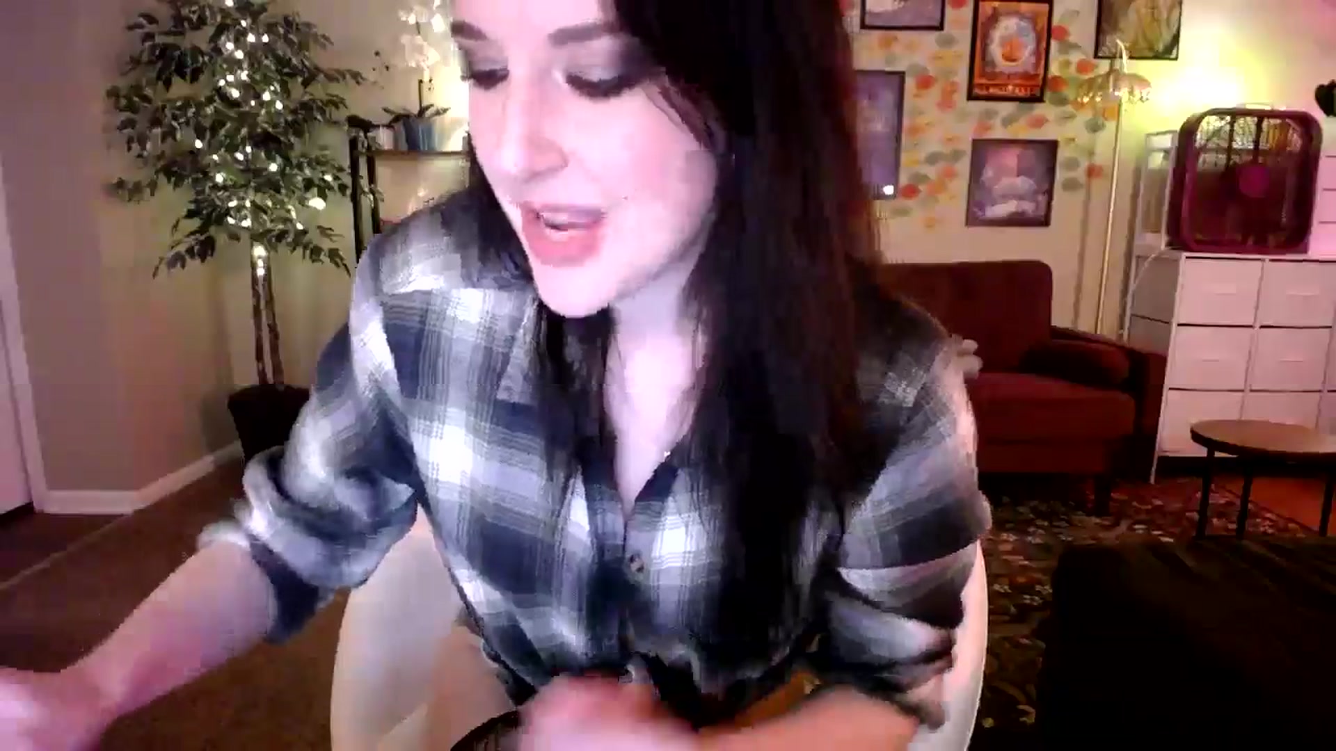 Gallery image thumbnail from Sphenoids's myfreecams stream on, 01/30/2026, 24:49 image 16 of 20