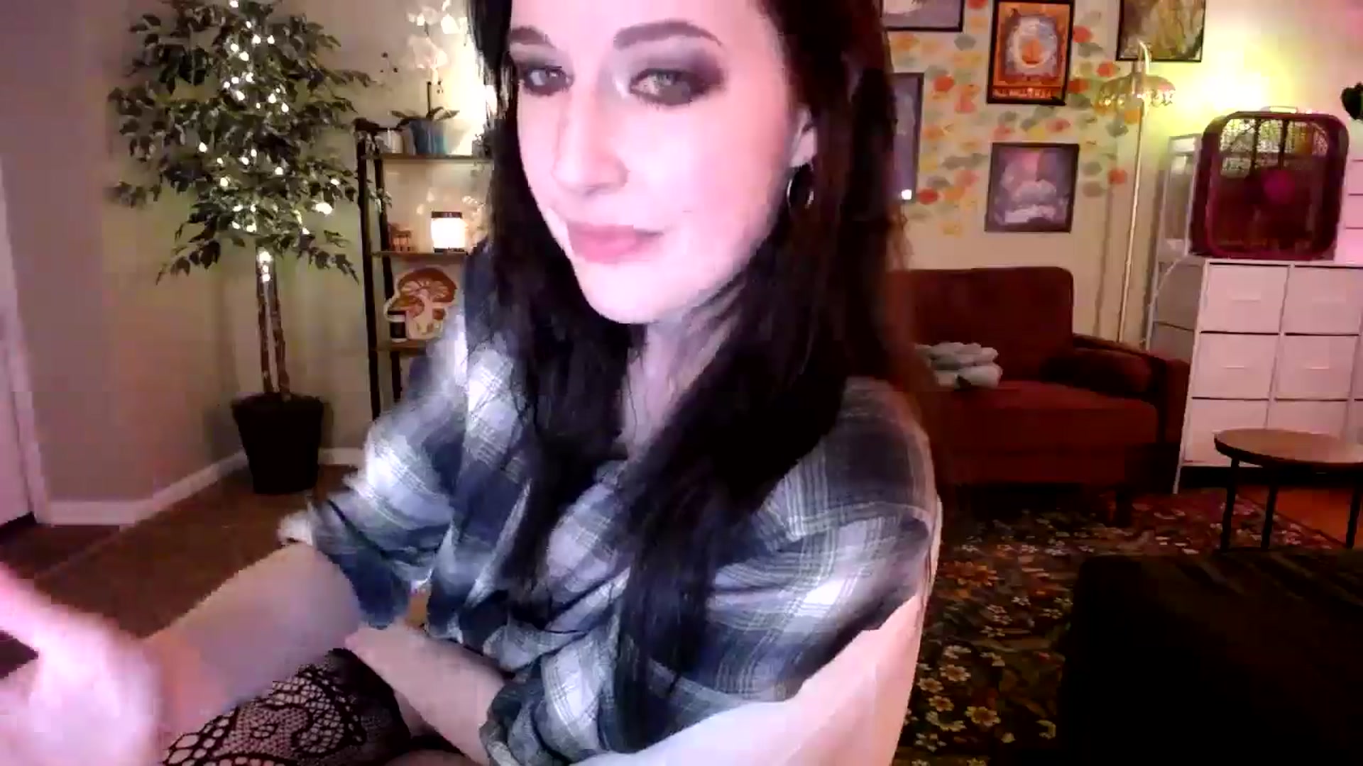 Gallery image thumbnail from Sphenoids's myfreecams stream on, 01/30/2026, 24:49 image 18 of 20
