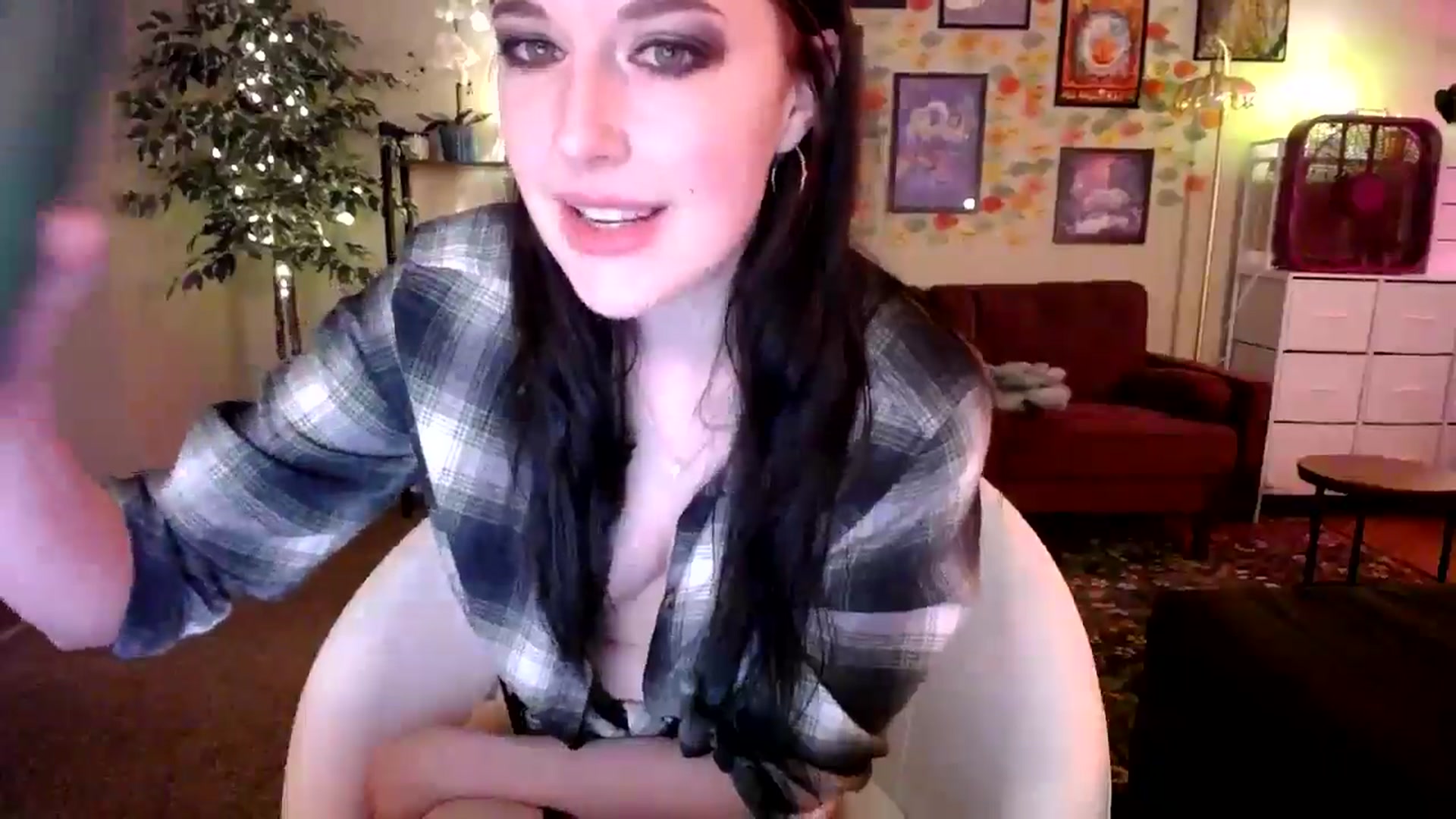 Gallery image thumbnail from Sphenoids's myfreecams stream on, 01/30/2026, 24:49 image 5 of 20