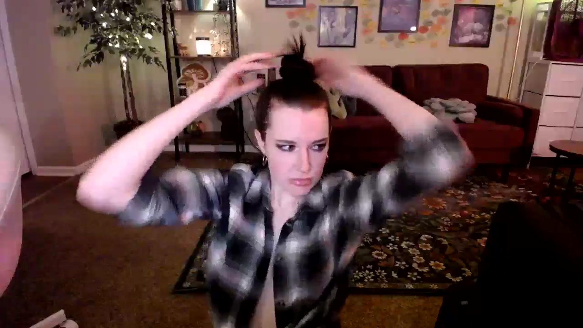 Gallery image thumbnail from Sphenoids's myfreecams stream on, 01/30/2026, 01:27 image 17 of 20