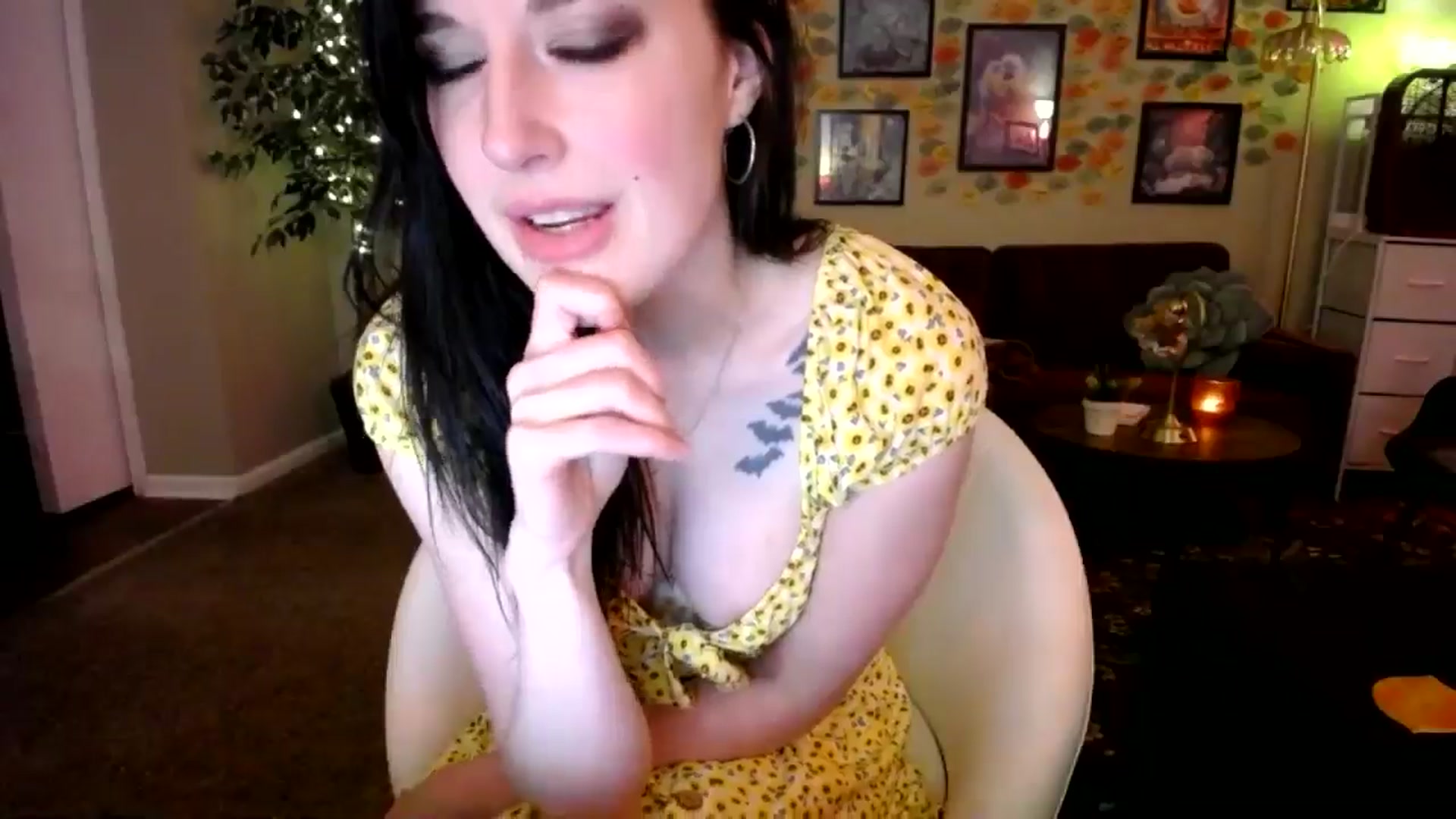 Gallery image thumbnail from Sphenoids's myfreecams stream on, 01/30/2026, 02:52 image 15 of 20