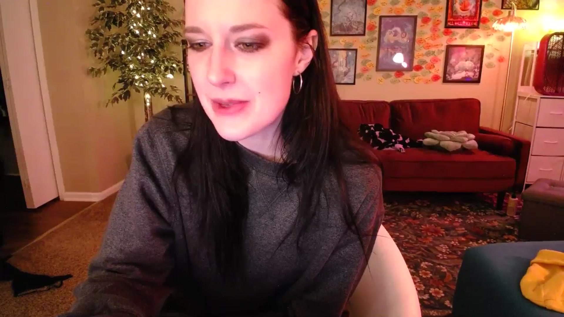 Gallery image thumbnail from Sphenoids's myfreecams stream on, 03/13/2026, 24:01 image 17 of 20