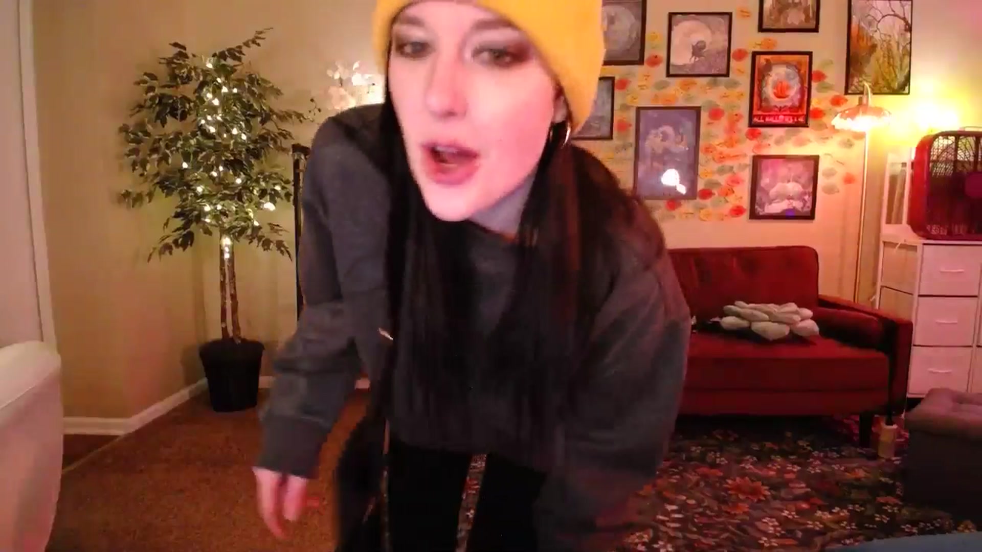 Gallery image thumbnail from Sphenoids's myfreecams stream on, 03/13/2026, 24:01 image 15 of 20