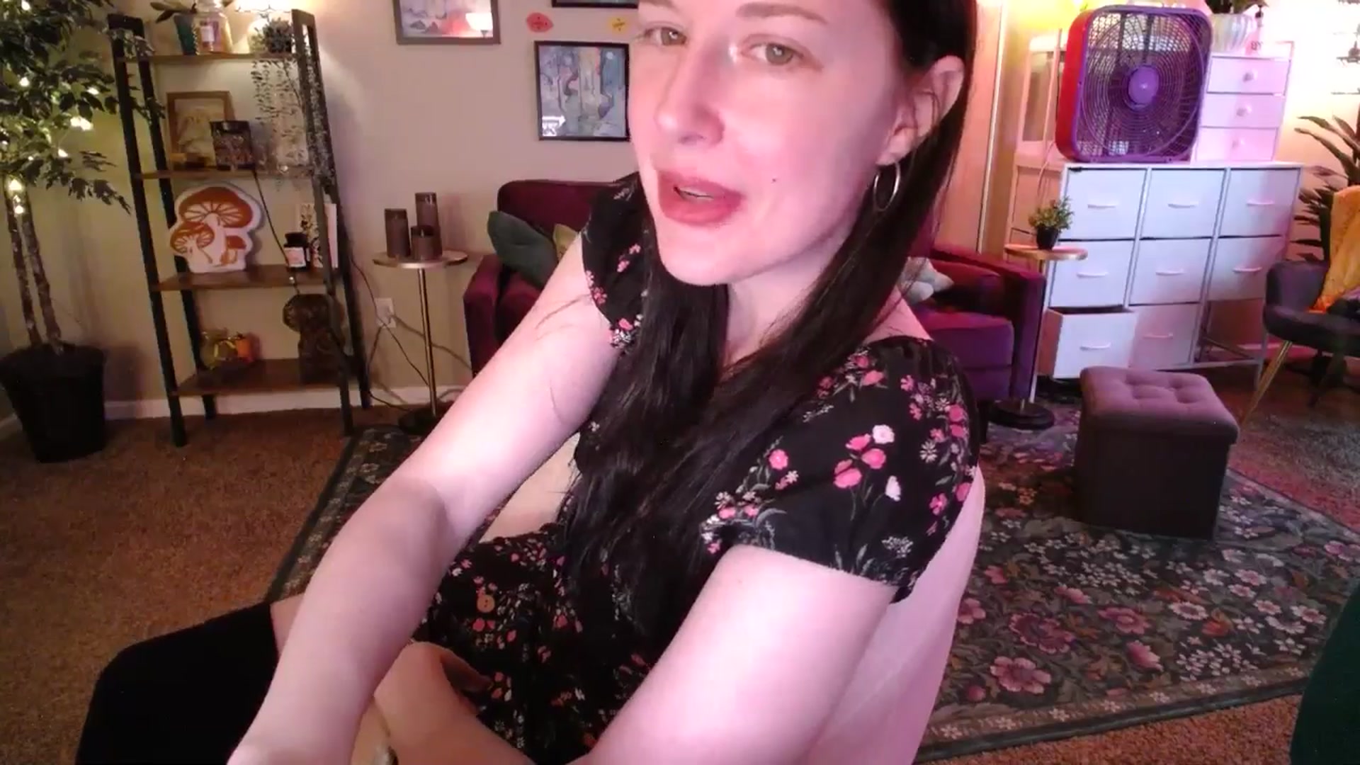 Gallery image thumbnail from Sphenoids's myfreecams stream on, 05/09/2026, 01:16 image 5 of 20