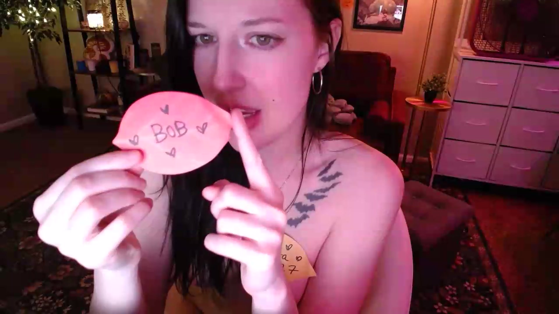 Gallery image thumbnail from Sphenoids's myfreecams stream on, 05/20/2026, 03:09 image 13 of 20