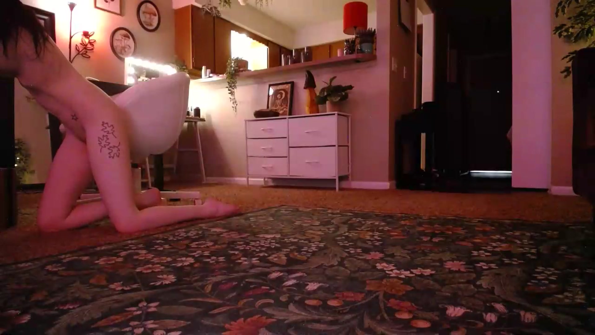 Gallery image thumbnail from Sphenoids's myfreecams stream on, 06/02/2026, 24:34 image 17 of 20