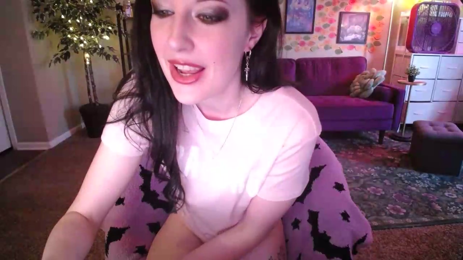 Gallery image thumbnail from Sphenoids's myfreecams stream on, 07/31/2026, 22:43 image 3 of 20