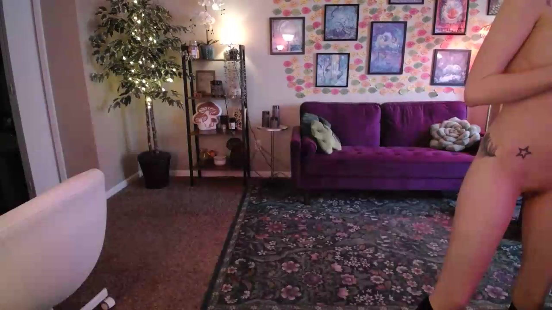 Gallery image thumbnail from Sphenoids's myfreecams stream on, 08/01/2026, 24:04 image 16 of 20