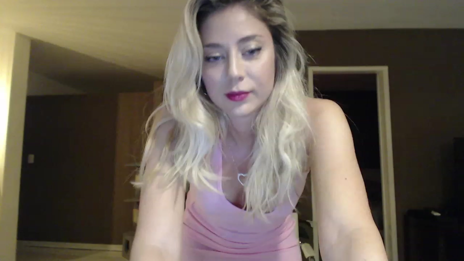 Gallery image thumbnail from Sphynx_Lions's myfreecams stream on, 02/02/2023, 02:39 image 20 of 20