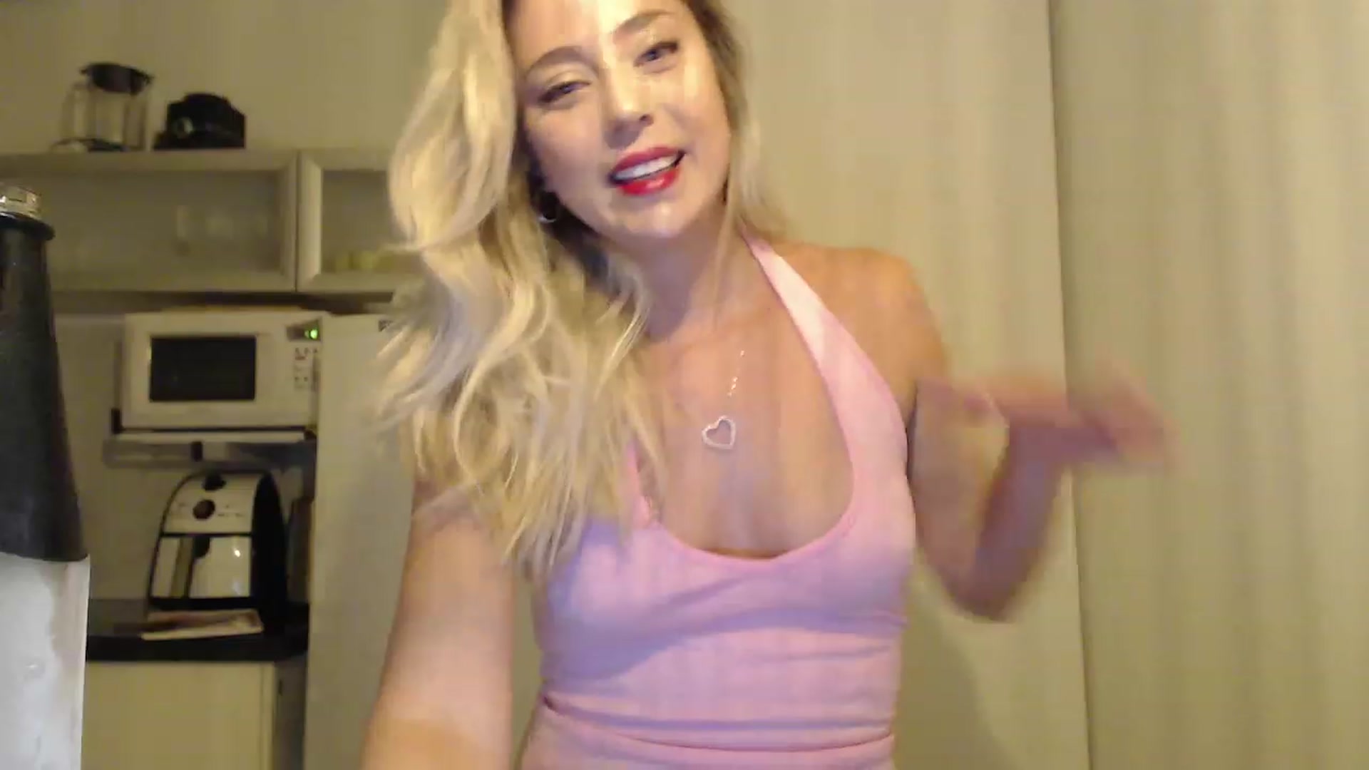 Gallery image thumbnail from Sphynx_Lions's myfreecams stream on, 02/02/2023, 02:39 image 4 of 20