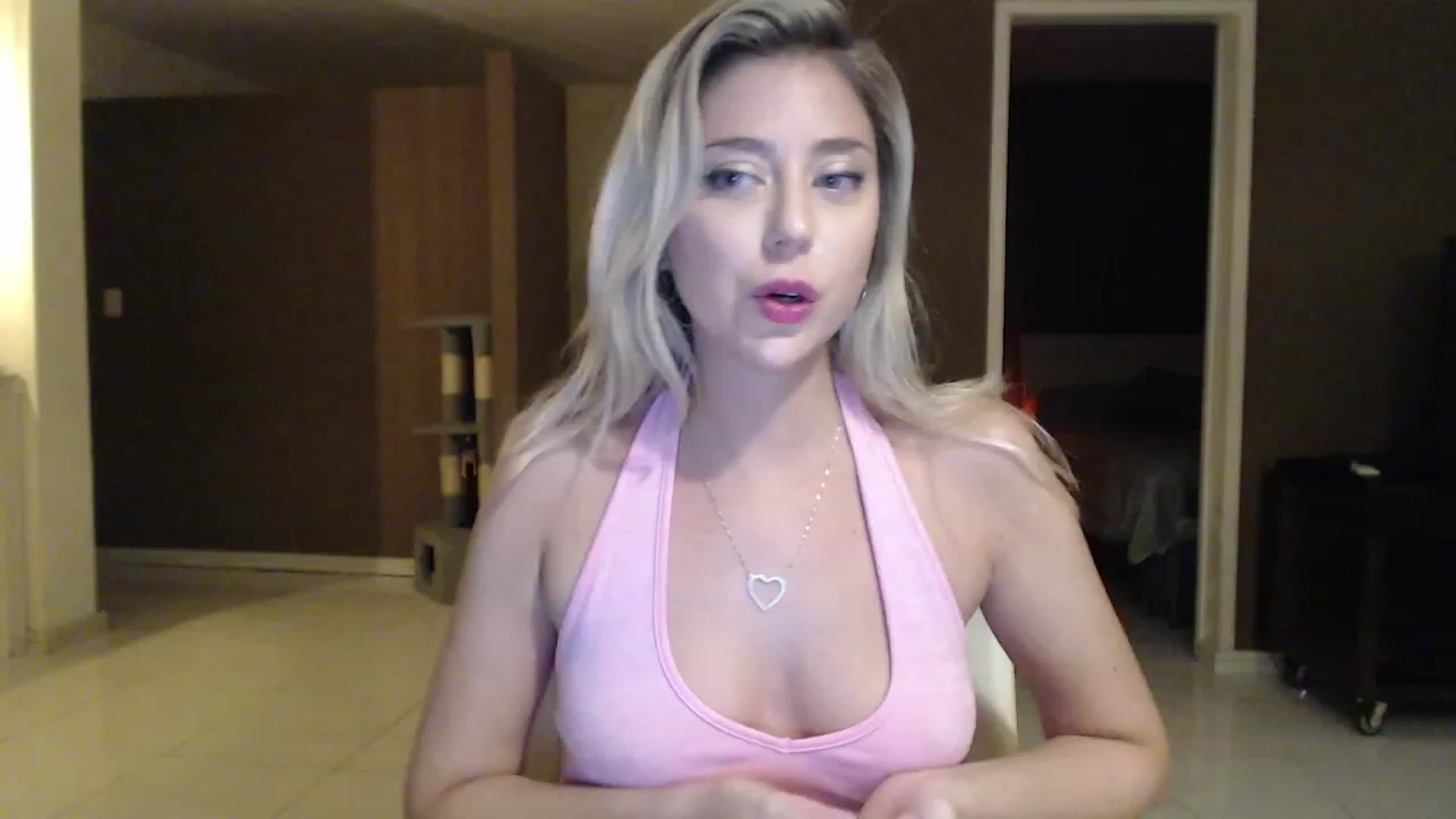Gallery image thumbnail from Sphynx_Lions's myfreecams stream on, 02/02/2023, 05:19 image 10 of 20
