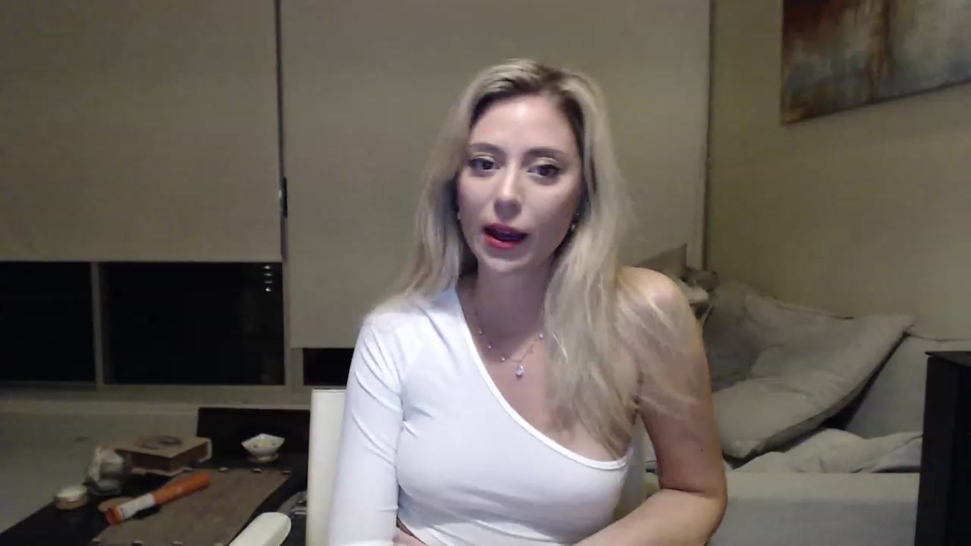 Gallery image thumbnail from Sphynx_Lions's myfreecams stream on, 02/05/2023, 02:08 image 3 of 20