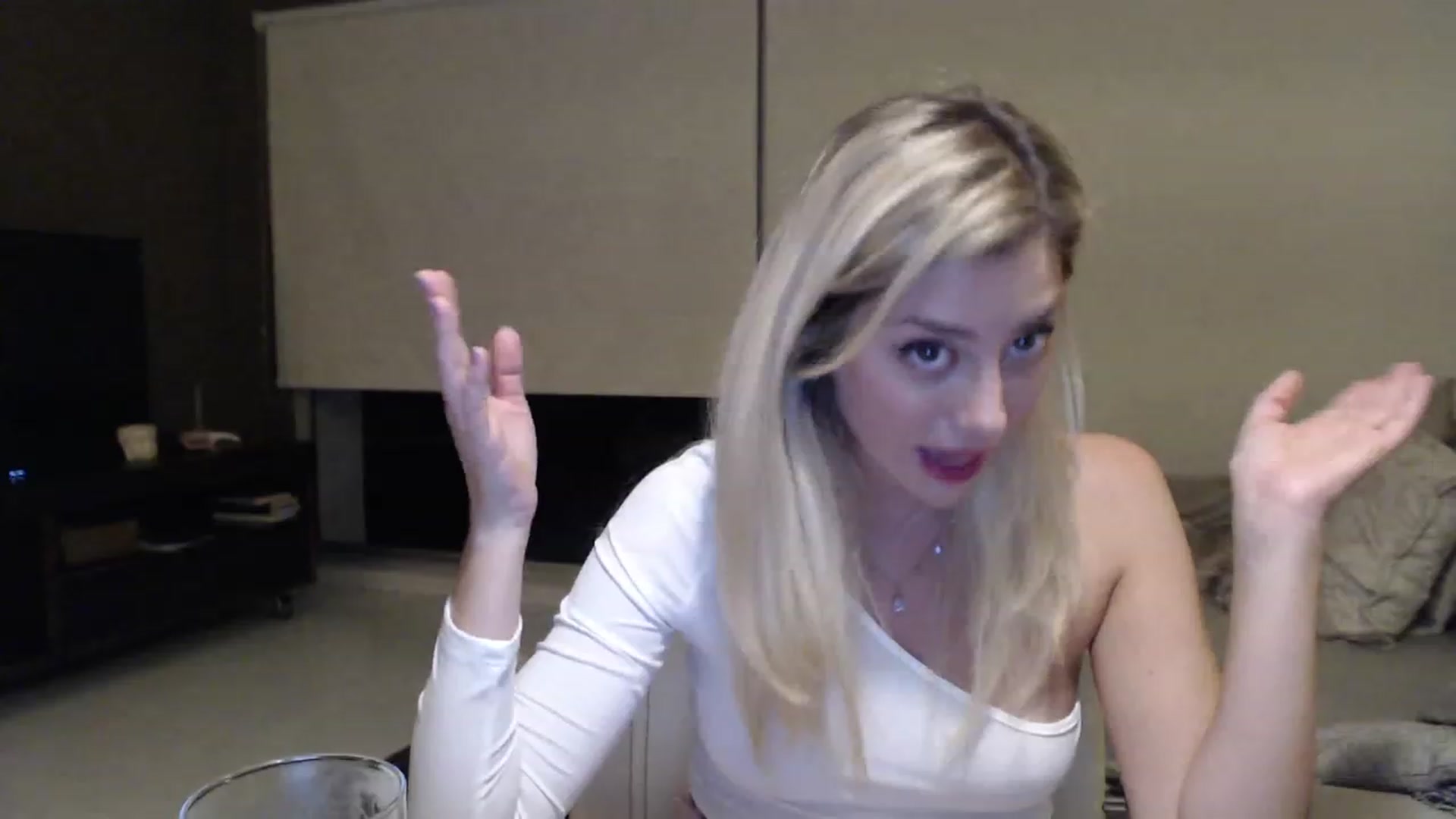 Gallery image thumbnail from Sphynx_Lions's myfreecams stream on, 02/05/2023, 02:35 image 2 of 20