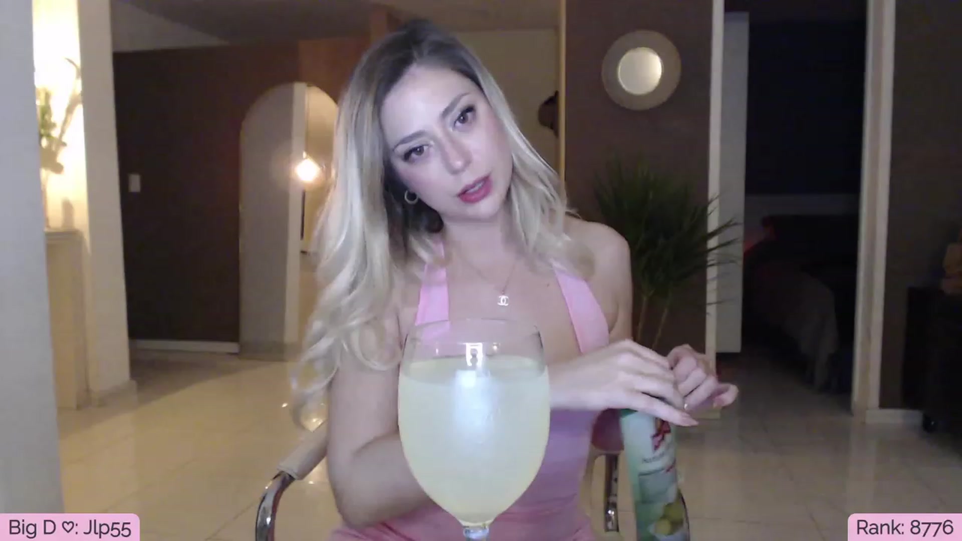 Gallery image thumbnail from Sphynx_Lions's myfreecams stream on, 07/23/2023, 03:21 image 10 of 20