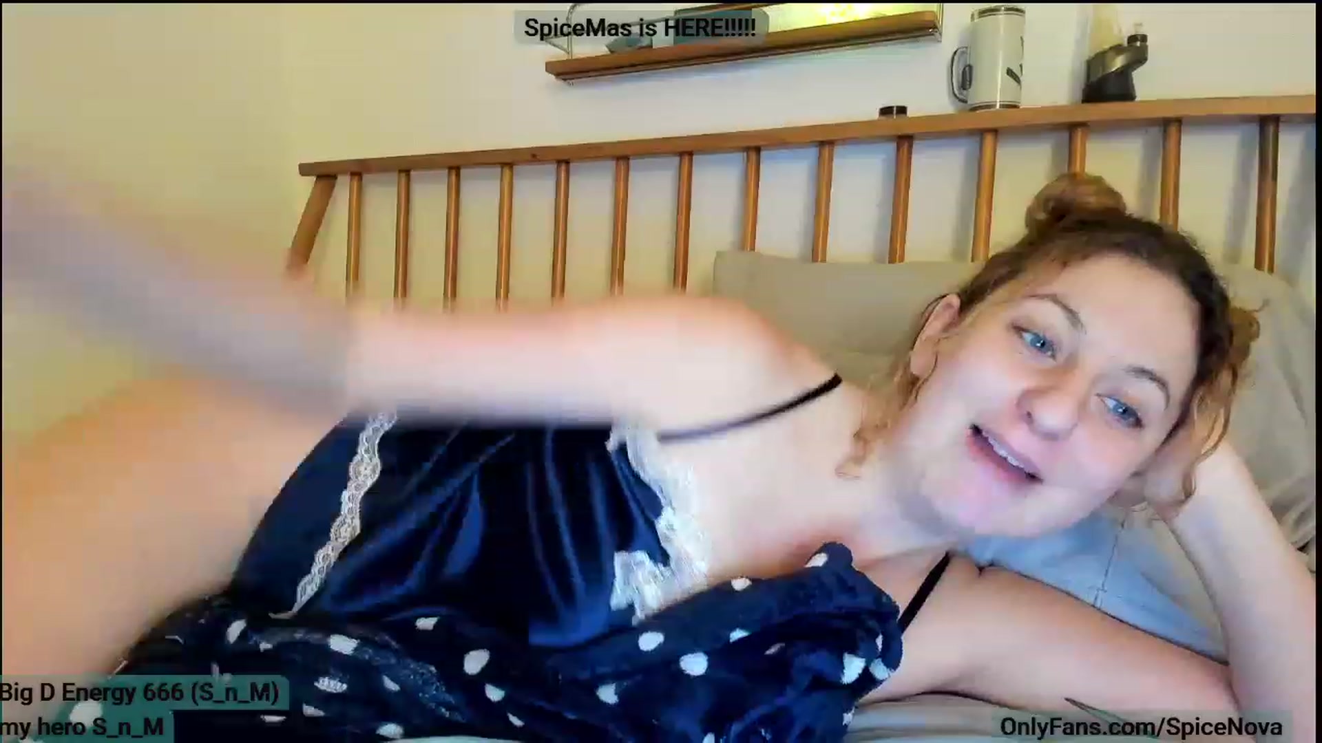 Gallery image thumbnail from SpiceNova's myfreecams stream on, 12/07/2022, 04:24 image 9 of 20