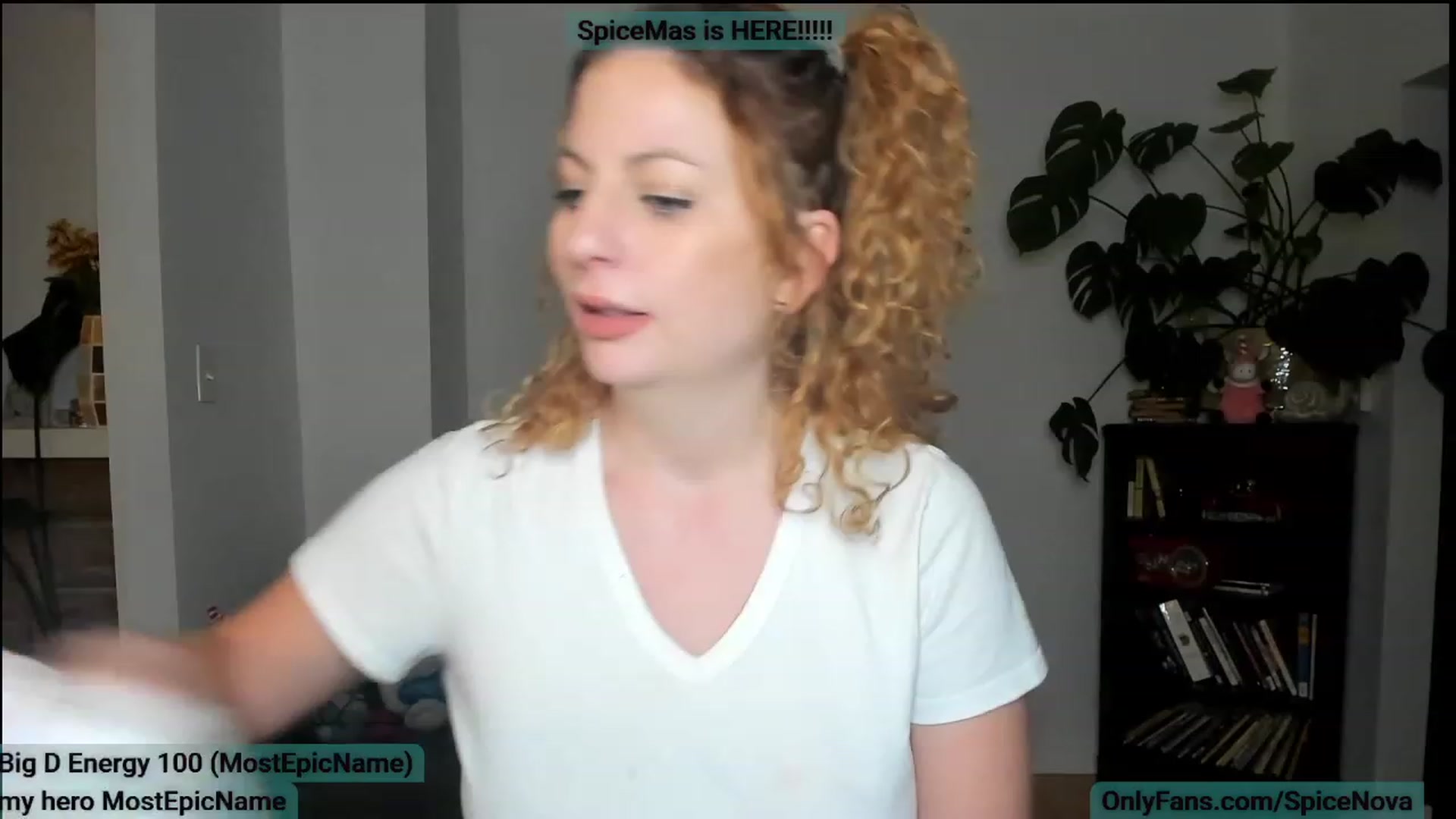 Gallery image thumbnail from SpiceNova's myfreecams stream on, 12/11/2022, 02:14 image 5 of 20