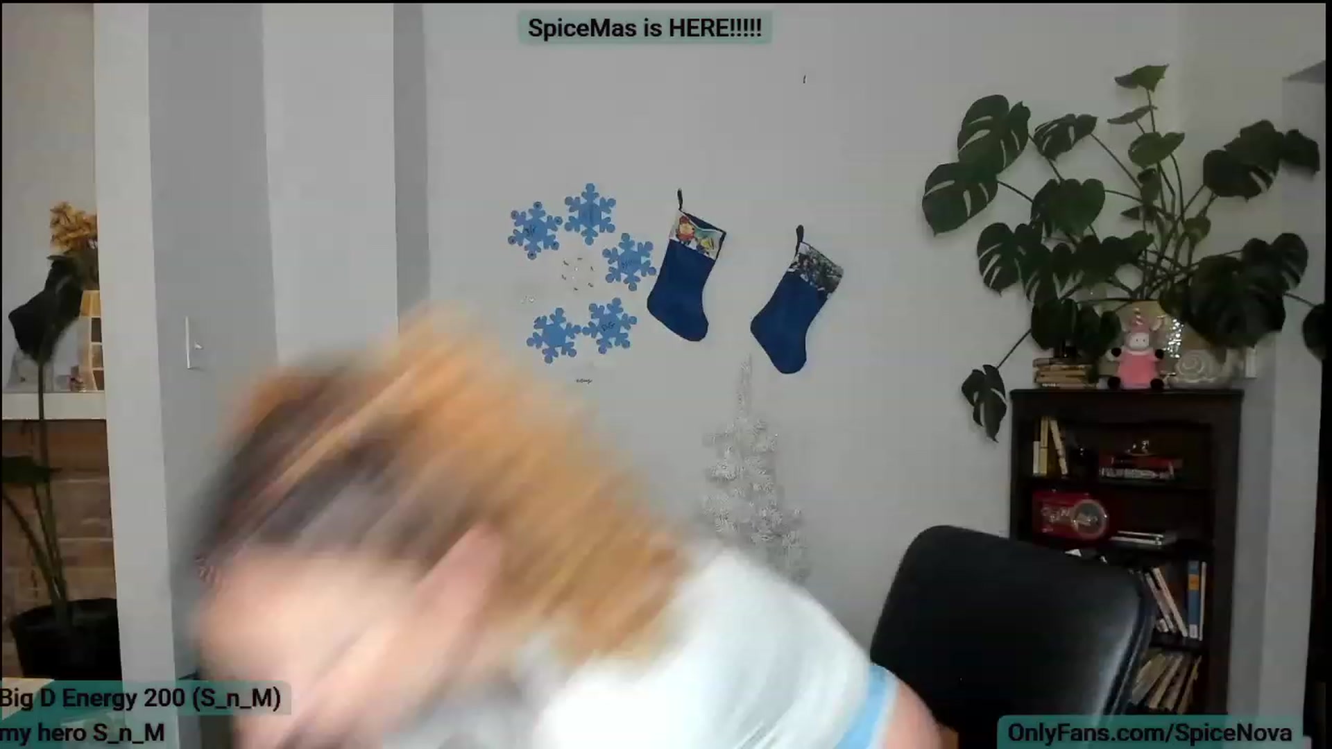 Gallery image thumbnail from SpiceNova's myfreecams stream on, 12/11/2022, 02:14 image 9 of 20