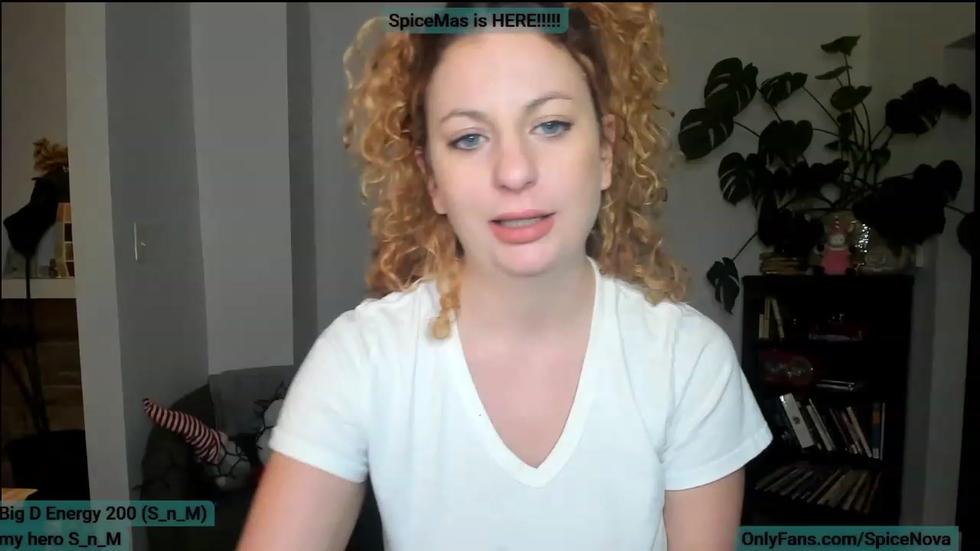 Gallery image thumbnail from SpiceNova's myfreecams stream on, 12/11/2022, 02:14 image 10 of 20