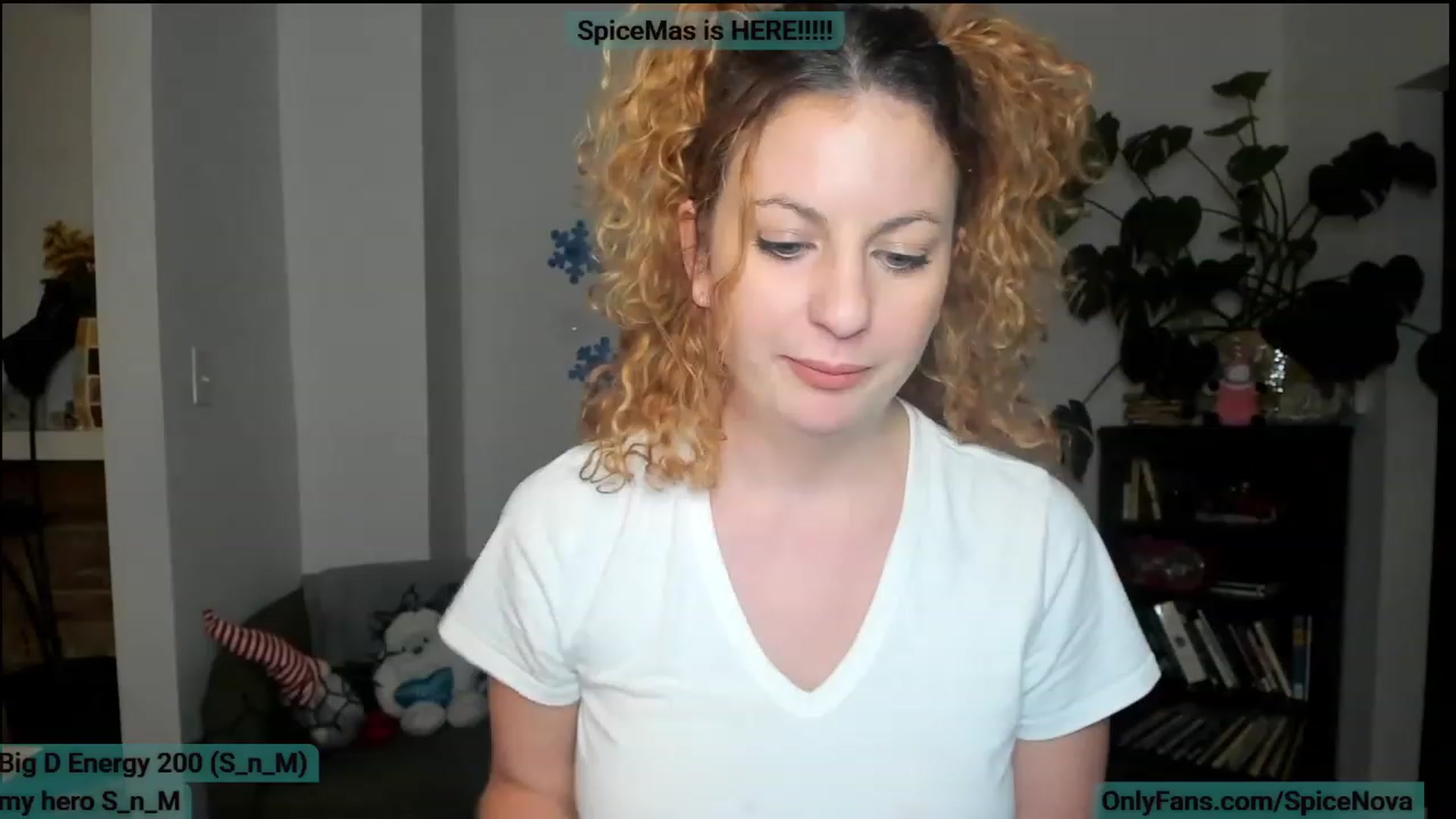 Gallery image thumbnail from SpiceNova's myfreecams stream on, 12/11/2022, 02:14 image 8 of 20