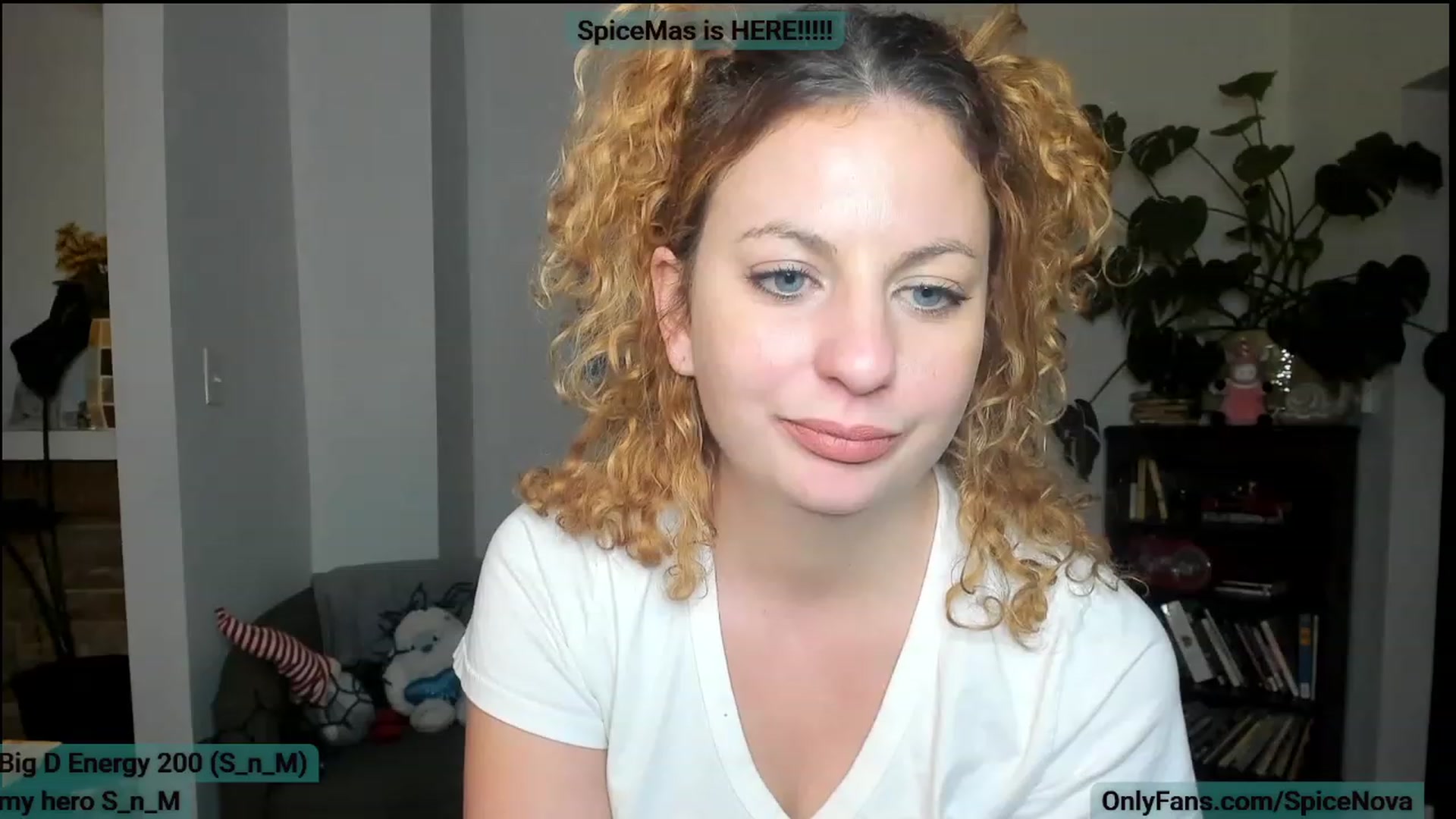 Gallery image thumbnail from SpiceNova's myfreecams stream on, 12/11/2022, 04:39 image 4 of 20