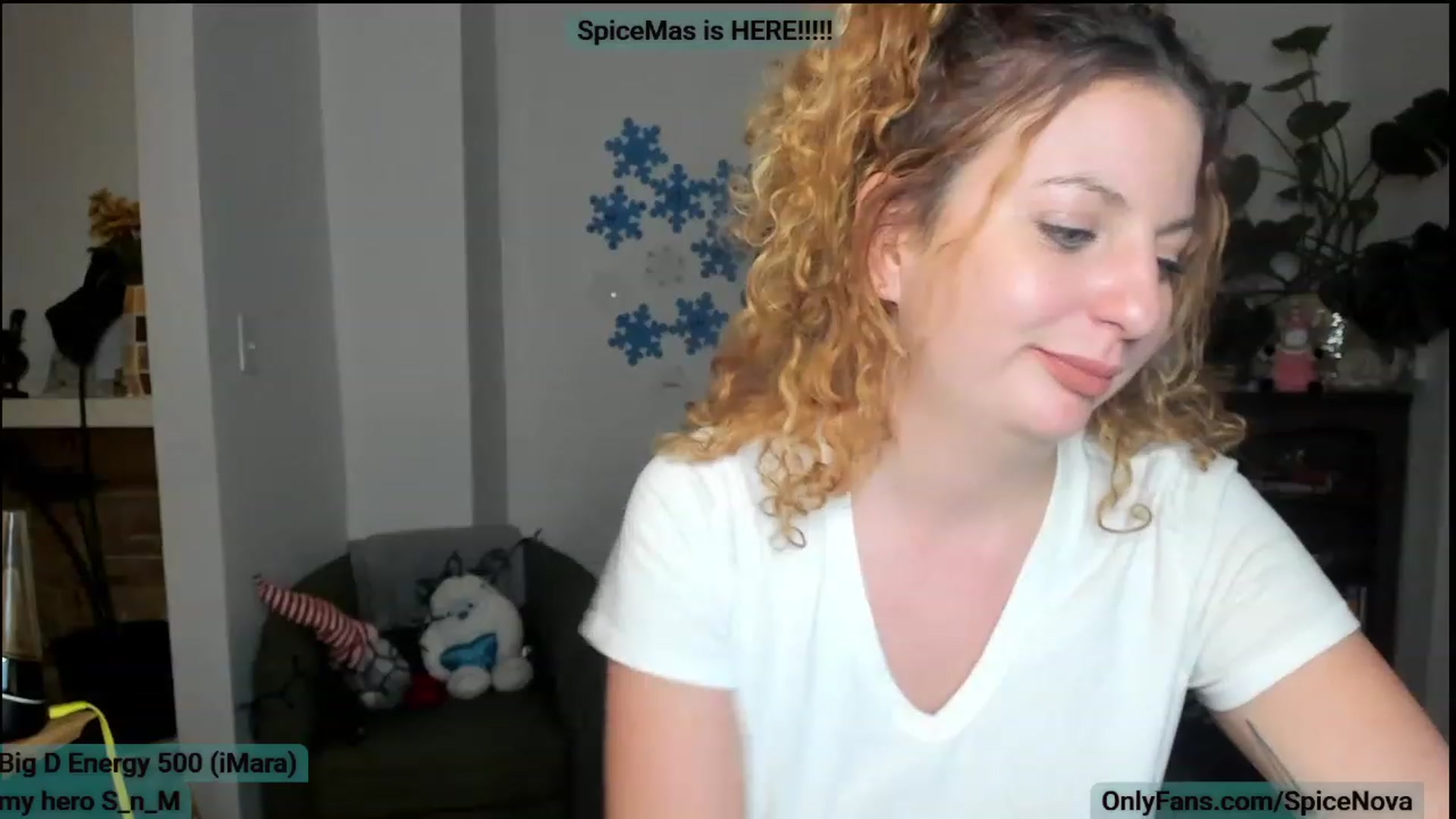 Gallery image thumbnail from SpiceNova's myfreecams stream on, 12/11/2022, 04:39 image 9 of 20