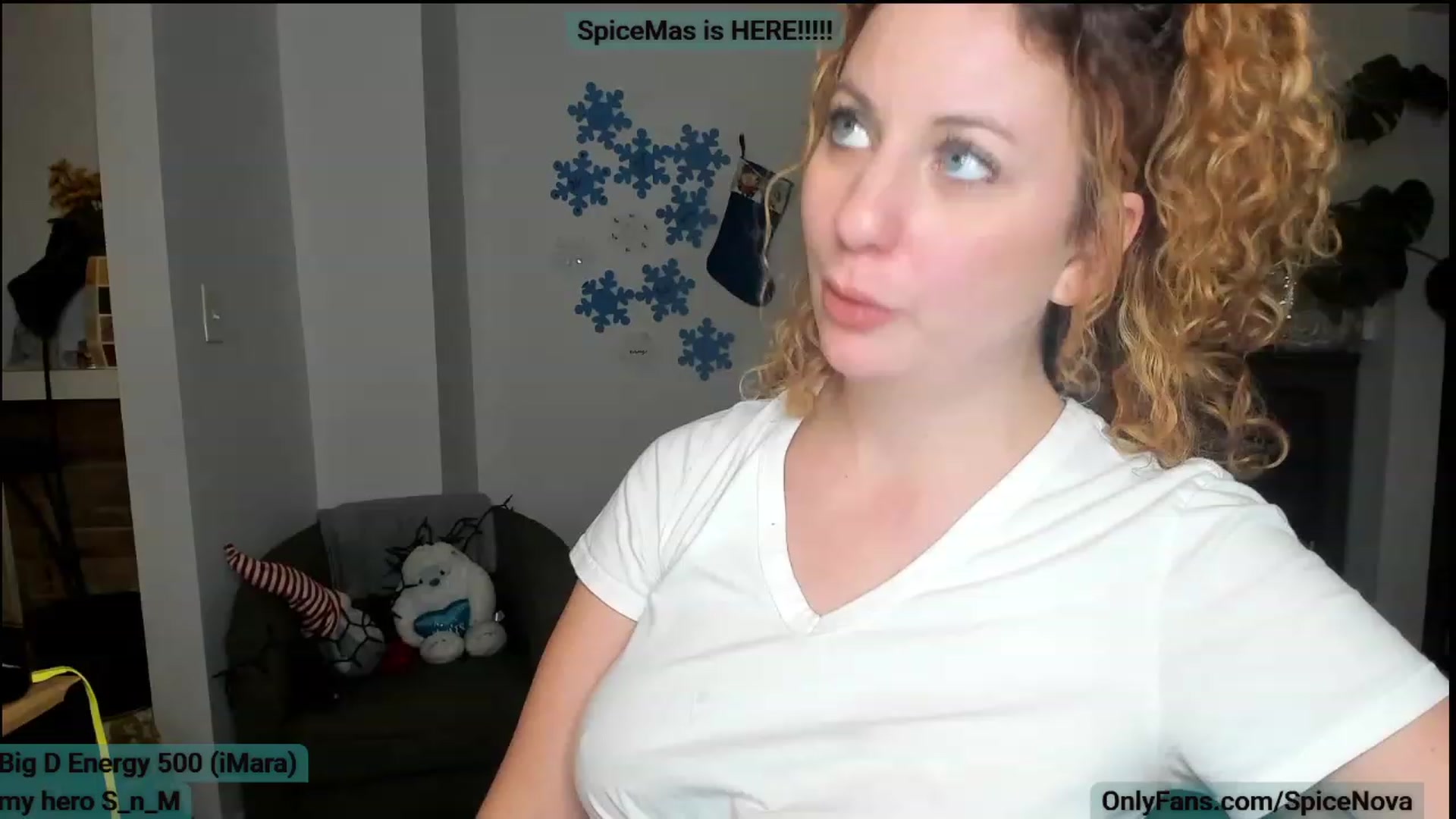 Gallery image thumbnail from SpiceNova's myfreecams stream on, 12/11/2022, 04:39 image 15 of 20