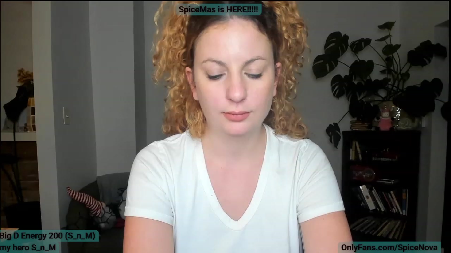 Gallery image thumbnail from SpiceNova's myfreecams stream on, 12/11/2022, 04:39 image 2 of 20