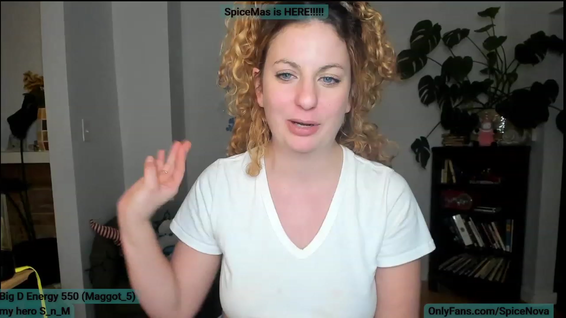 Gallery image thumbnail from SpiceNova's myfreecams stream on, 12/11/2022, 05:02 image 11 of 20