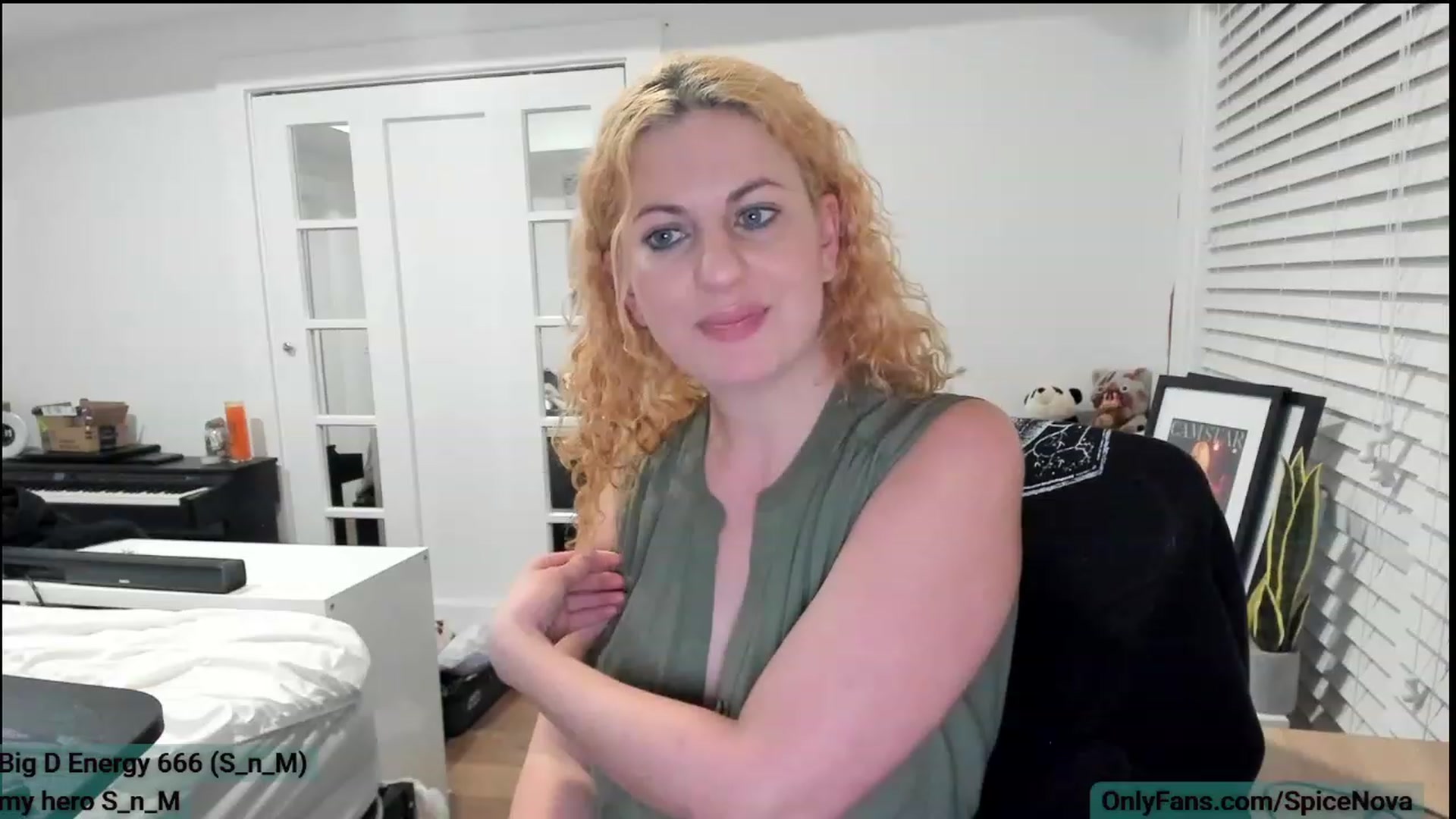 Gallery image thumbnail from SpiceNova's myfreecams stream on, 02/17/2023, 06:06 image 16 of 20