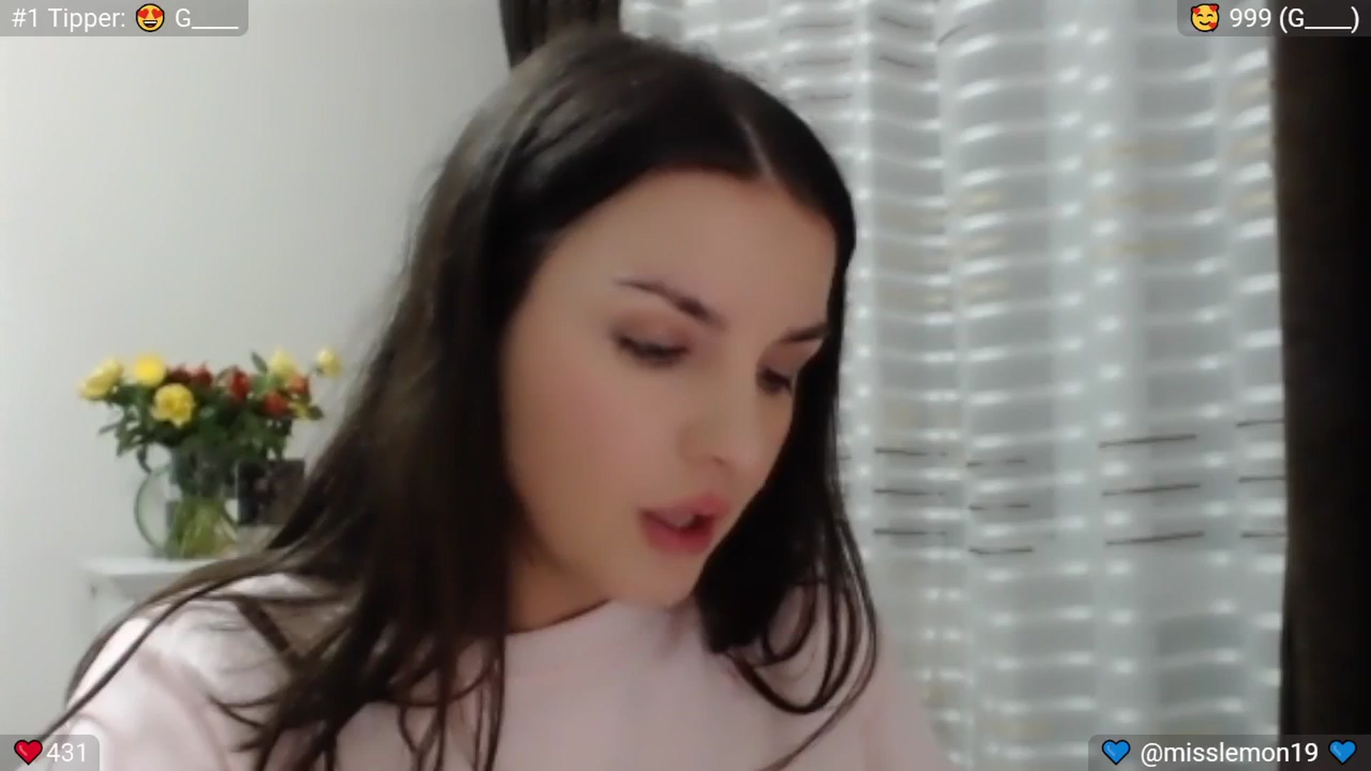 Gallery image thumbnail from SpicedPeach's myfreecams stream on, 12/02/2024, 01:07 image 10 of 20