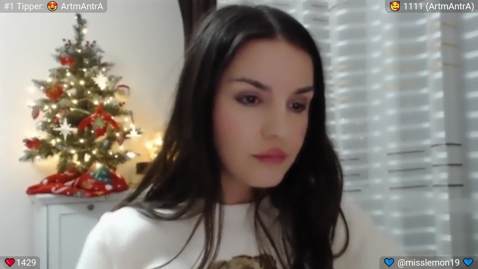 Gallery image thumbnail from SpicedPeach's myfreecams stream on, 12/15/2024, 24:29 image 6 of 20