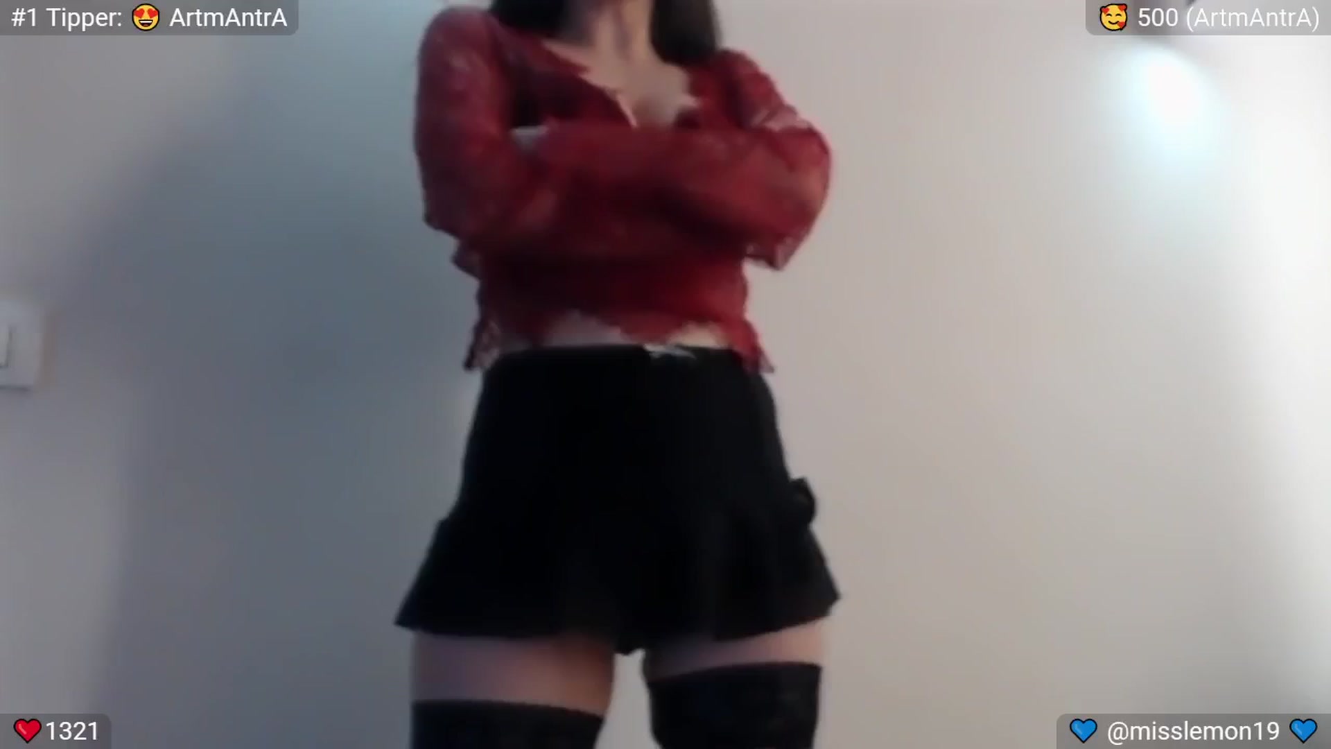 Gallery image thumbnail from SpicedPeach's myfreecams stream on, 12/16/2024, 24:04 image 15 of 20