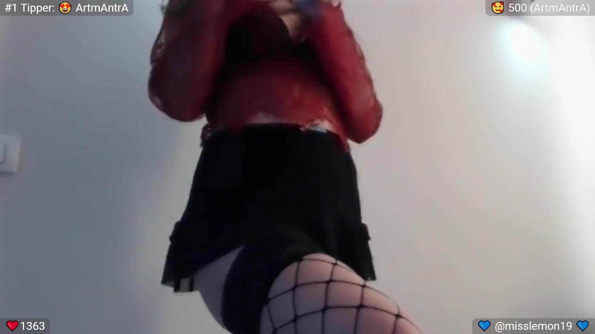 Gallery image thumbnail from SpicedPeach's myfreecams stream on, 12/16/2024, 24:04 image 7 of 20