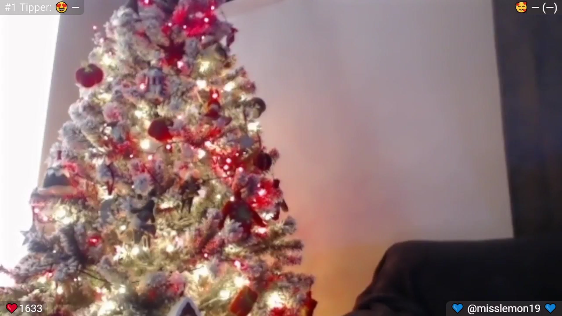 Gallery image thumbnail from SpicedPeach's myfreecams stream on, 12/20/2024, 22:34 image 3 of 20